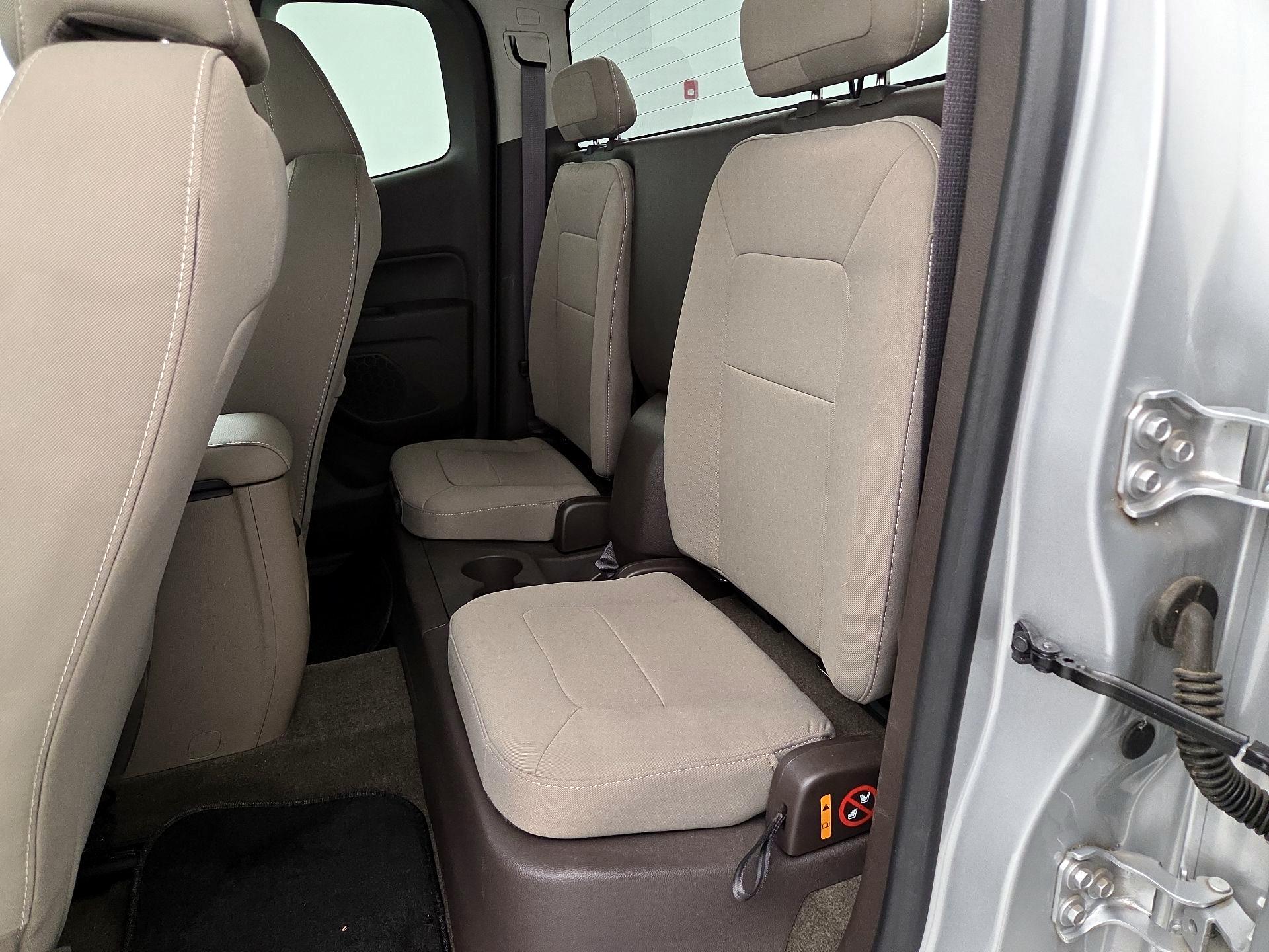 Thumbnail: 2018 GMC Canyon - 19