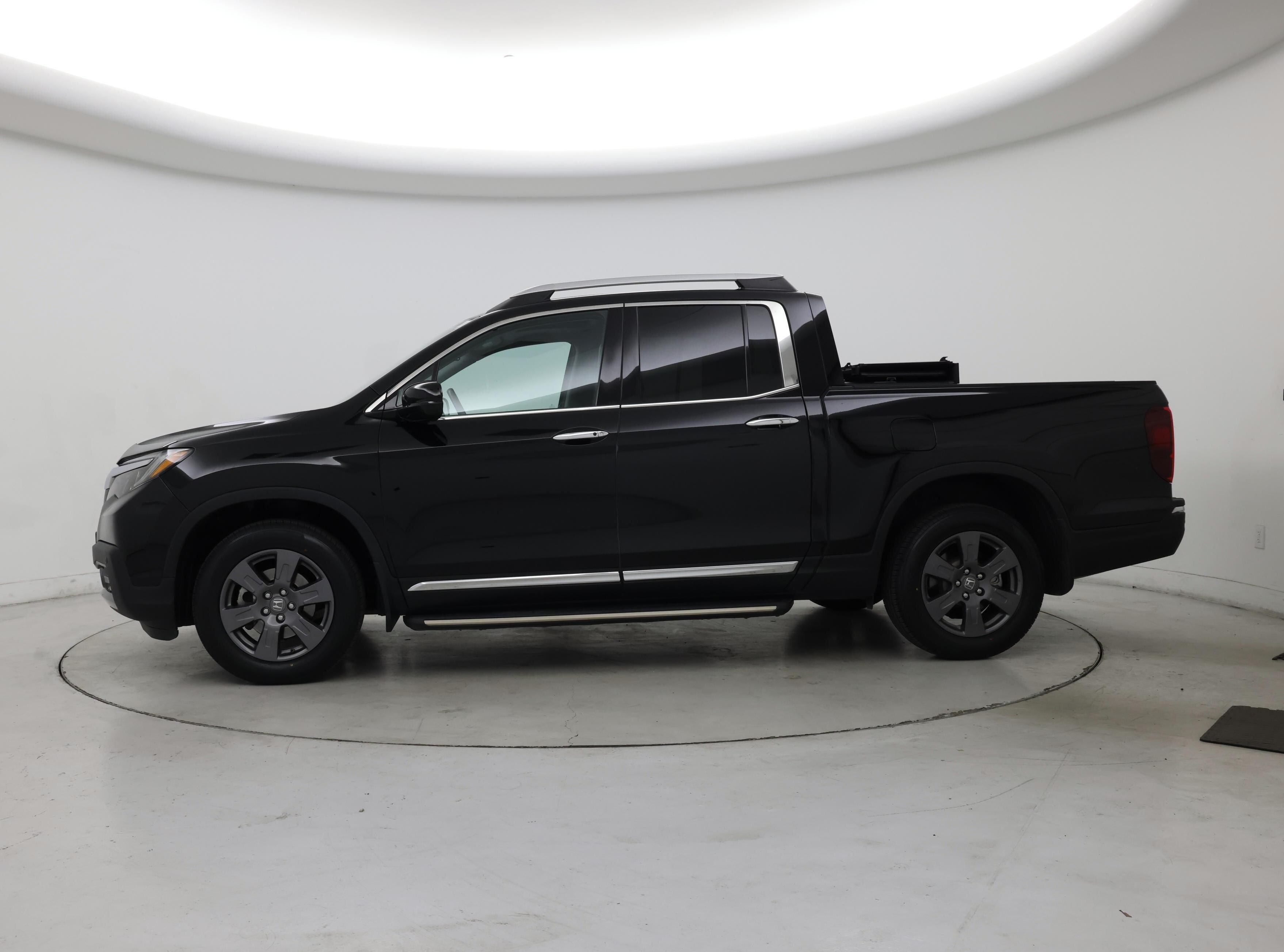 Thumbnail: 2020 Honda Ridgeline - 3