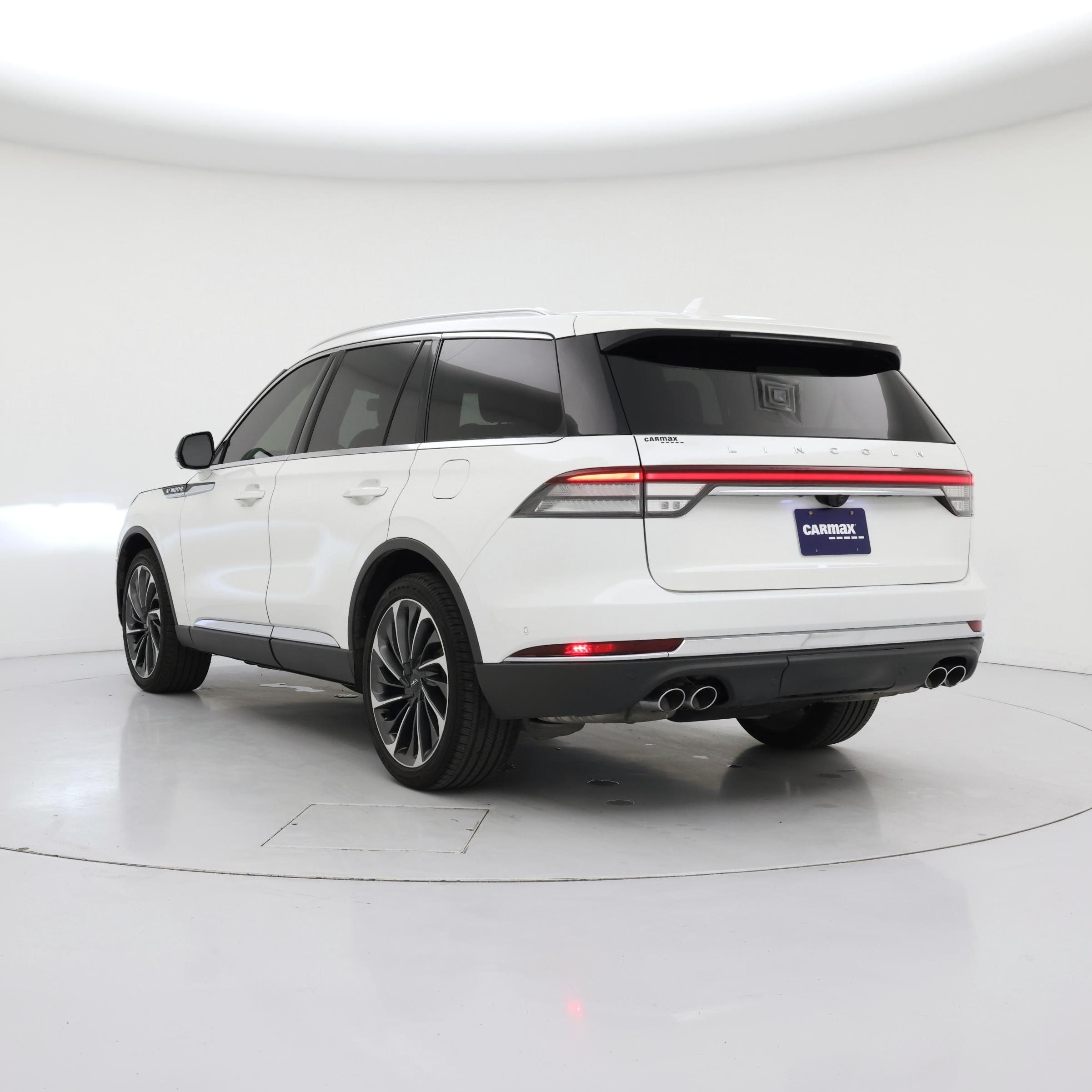 Thumbnail: 2020 Lincoln Aviator - 2