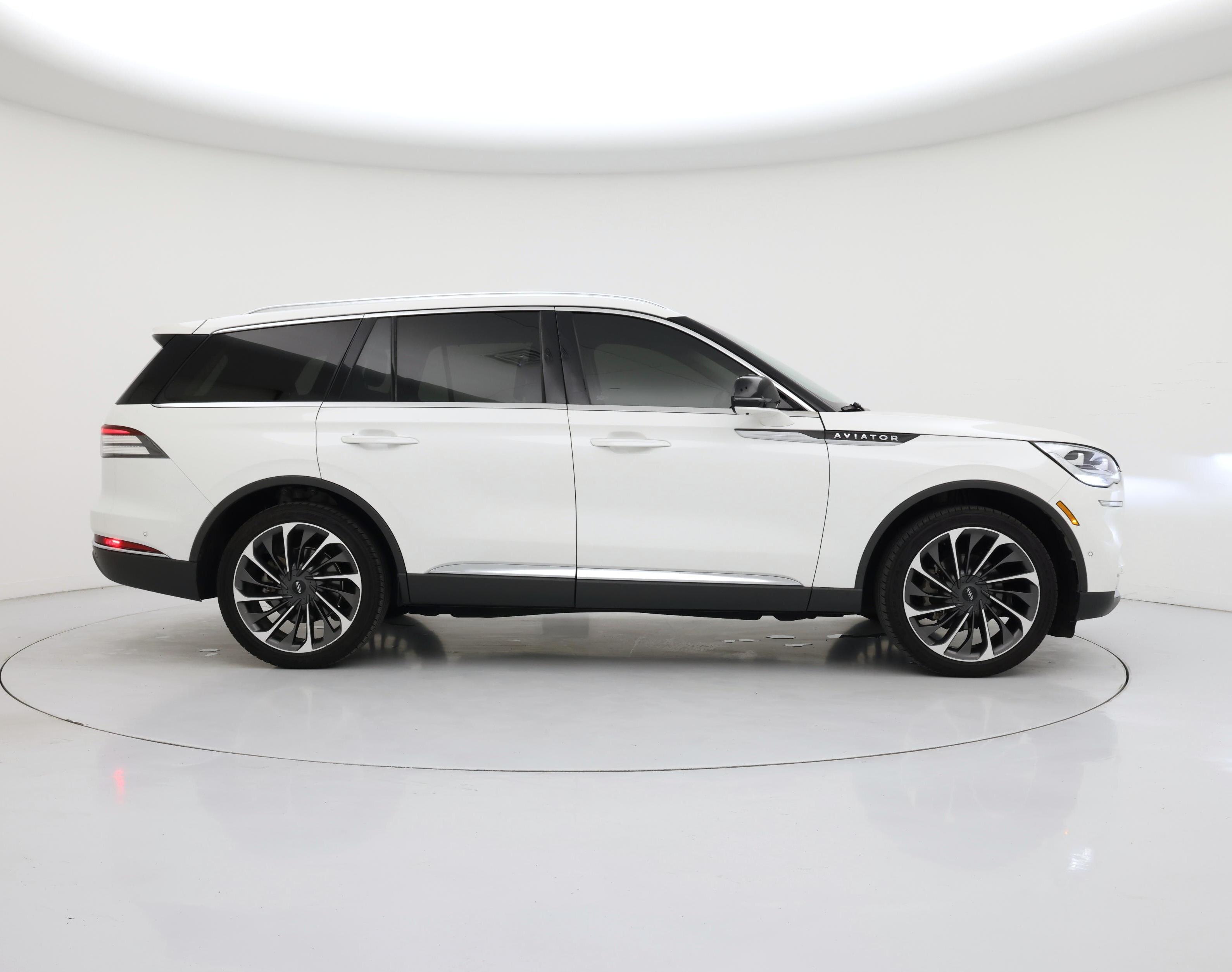 Thumbnail: 2020 Lincoln Aviator - 7