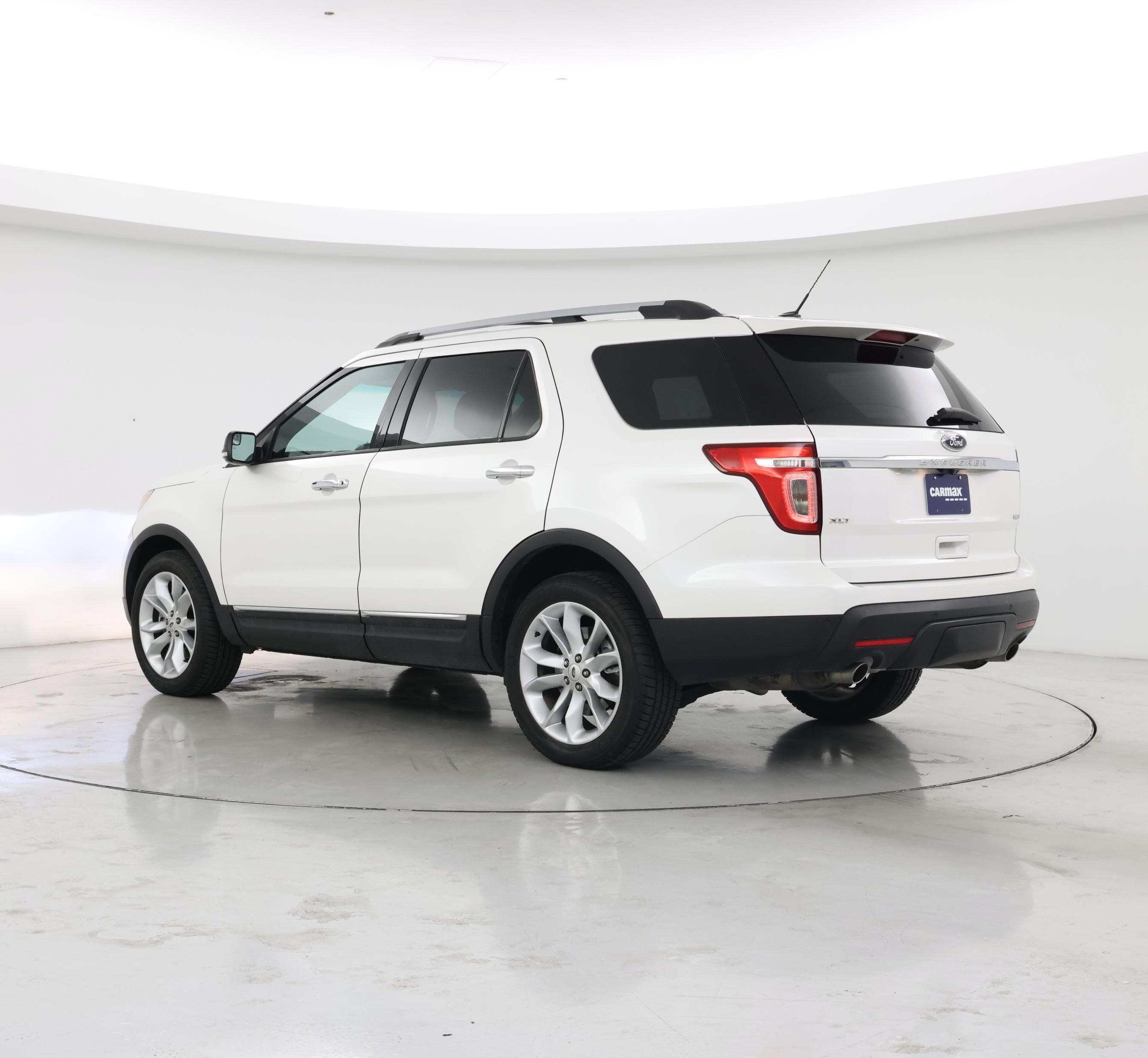 Thumbnail: 2014 Ford Explorer - 2