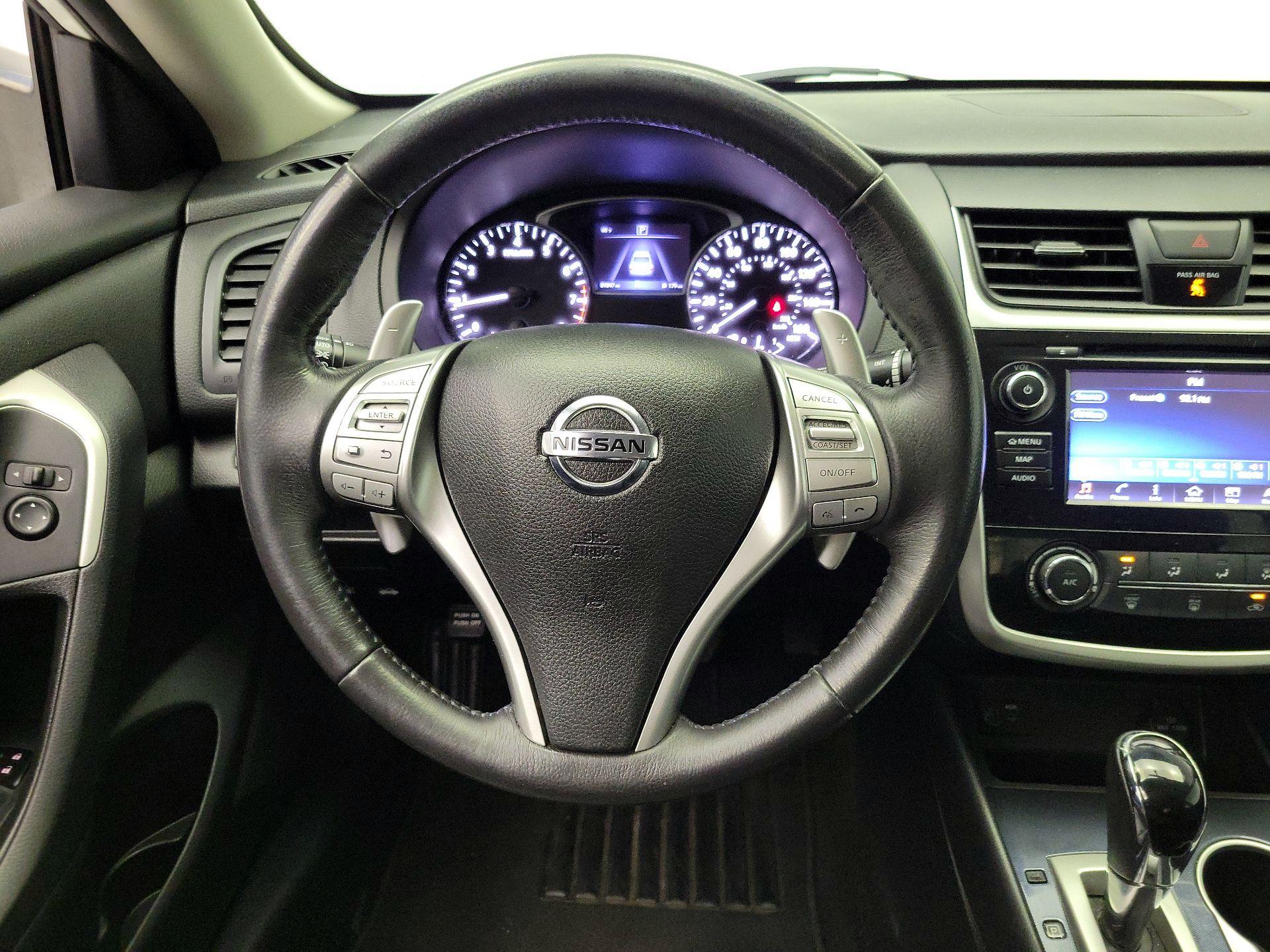 Thumbnail: 2018 Nissan Altima - 10