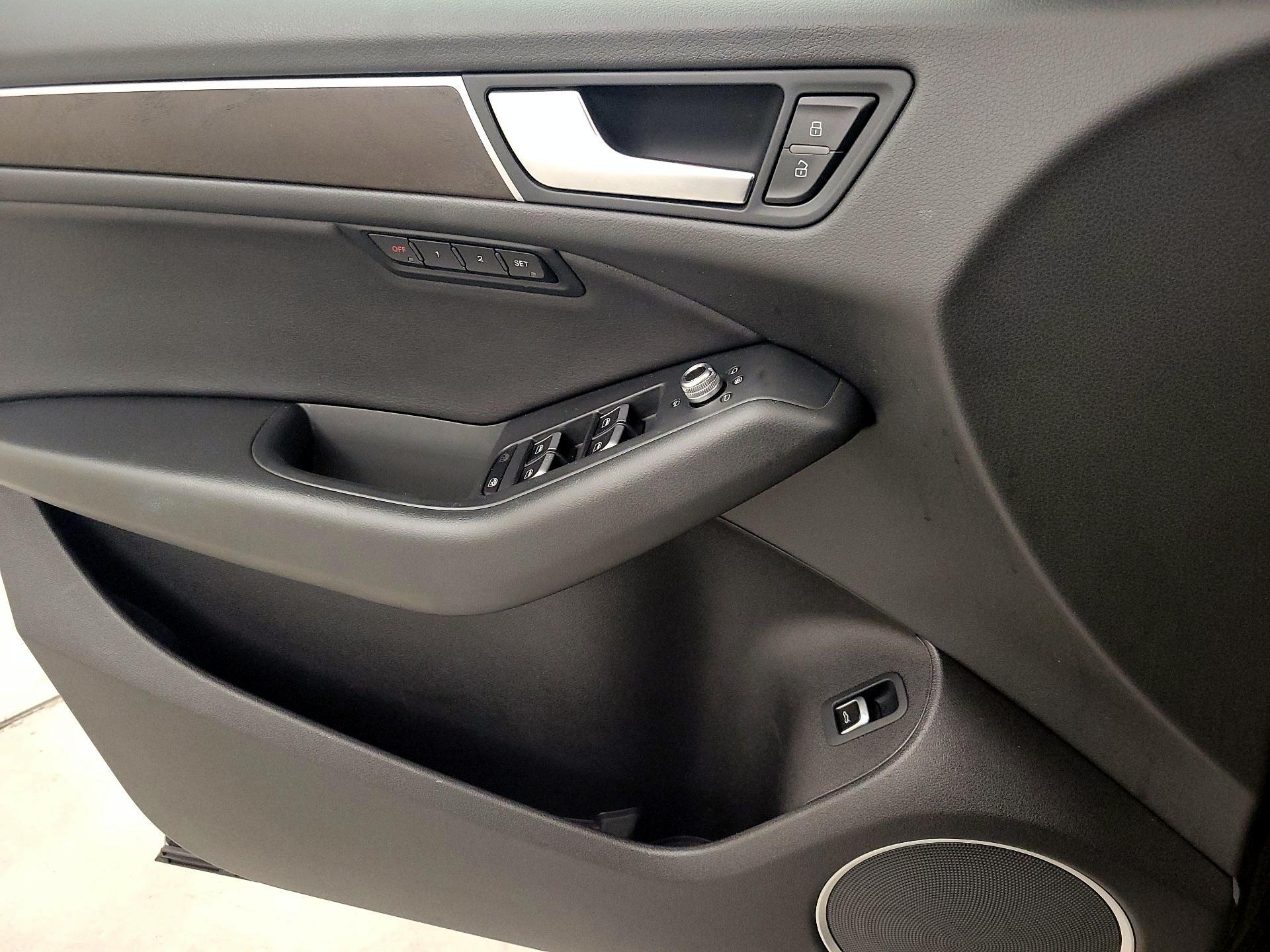 Thumbnail: 2016 Audi Q5 - 12