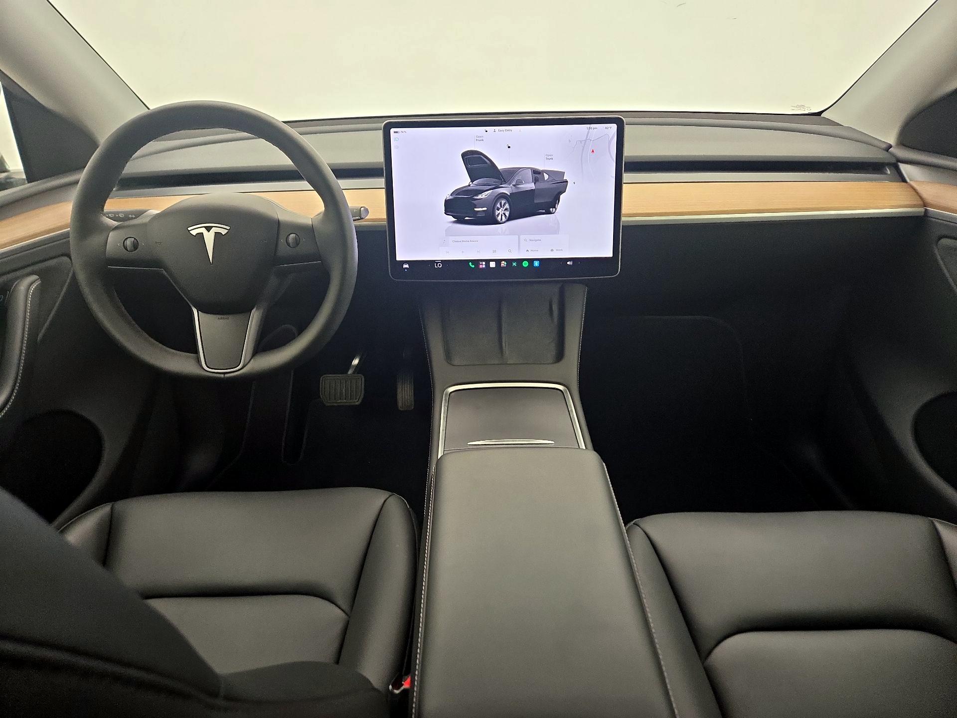 Thumbnail: 2023 Tesla Model Y - 9
