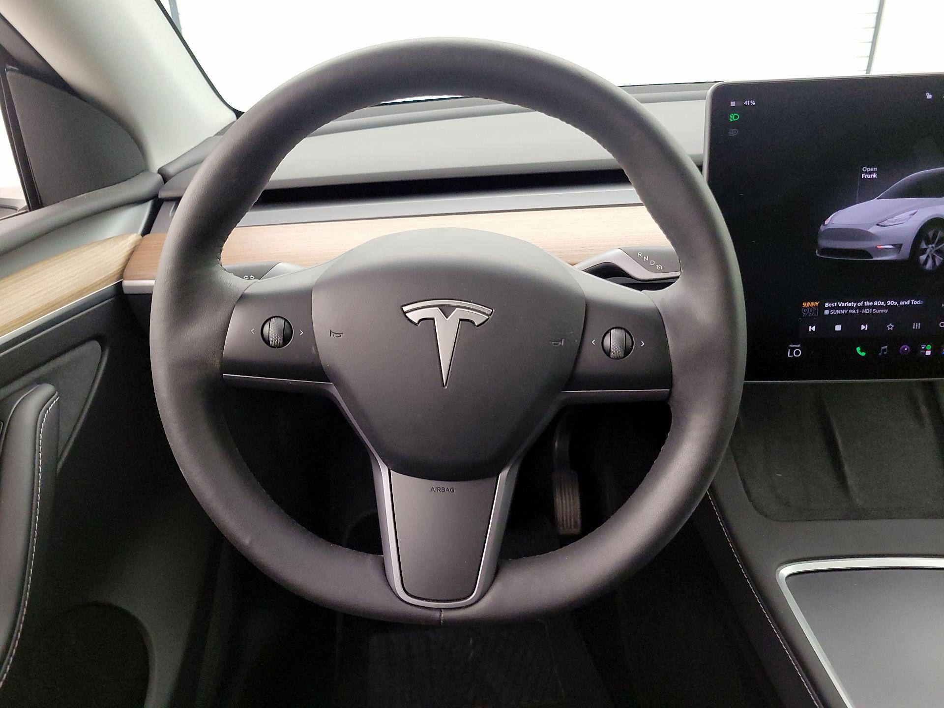 Thumbnail: 2023 Tesla Model Y - 10