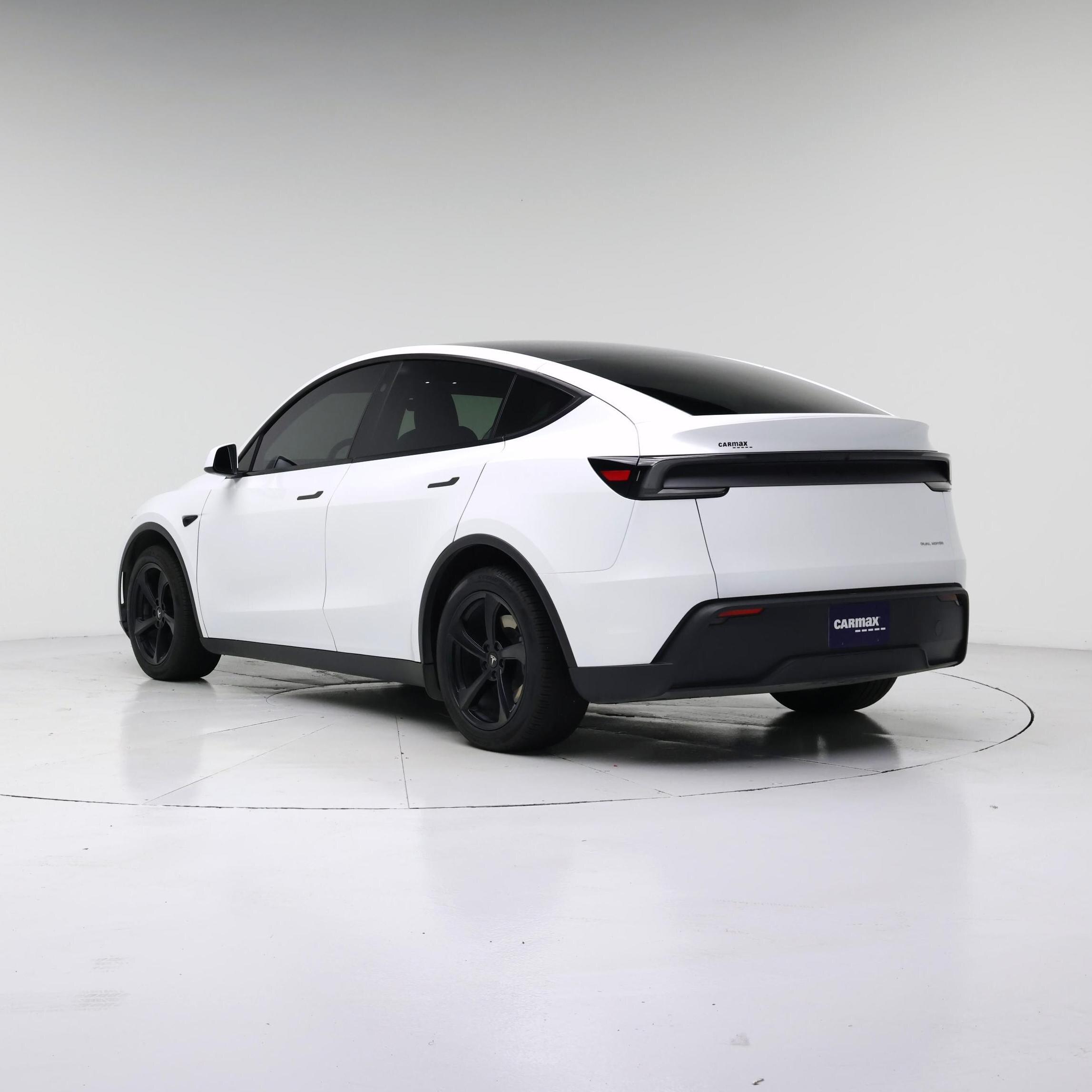 Thumbnail: 2026 Tesla Model Y - 2