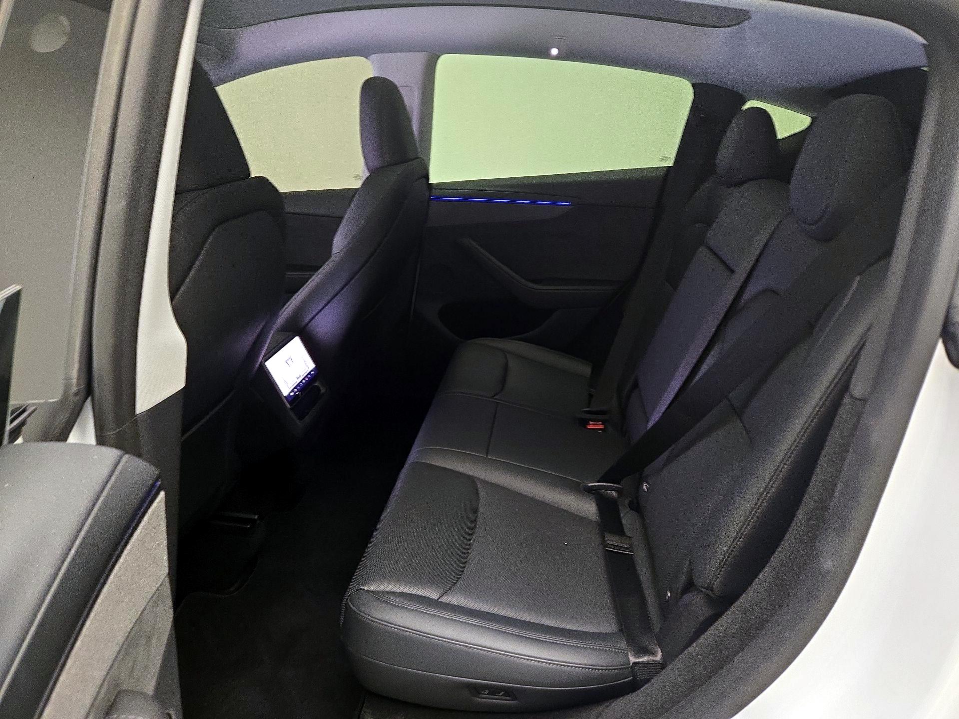 Thumbnail: 2026 Tesla Model Y - 19