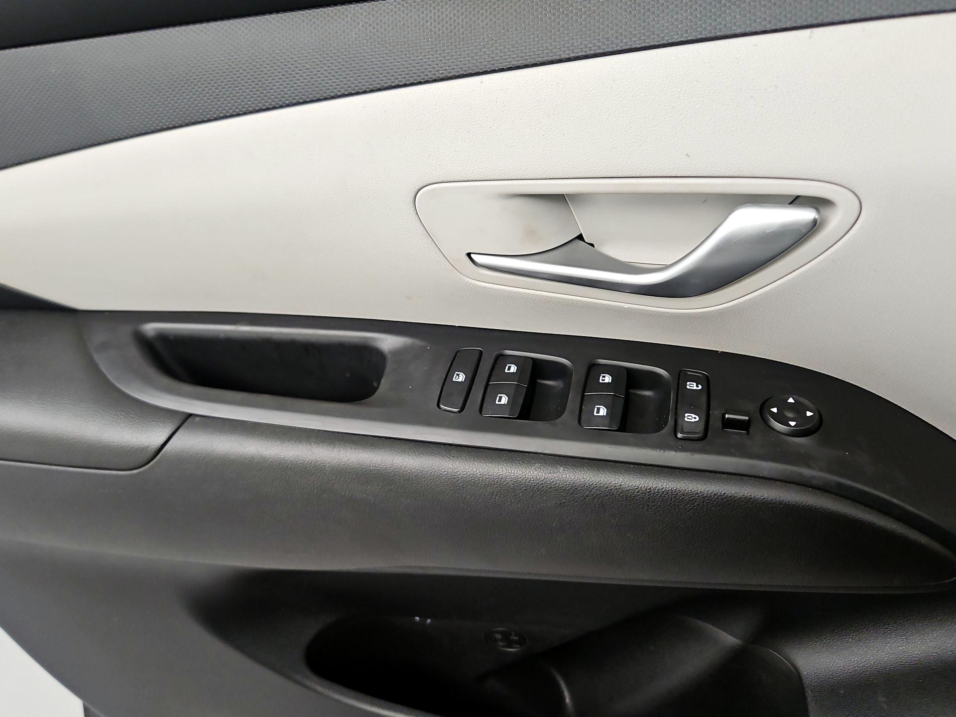 Thumbnail: 2022 Hyundai Tucson - 10