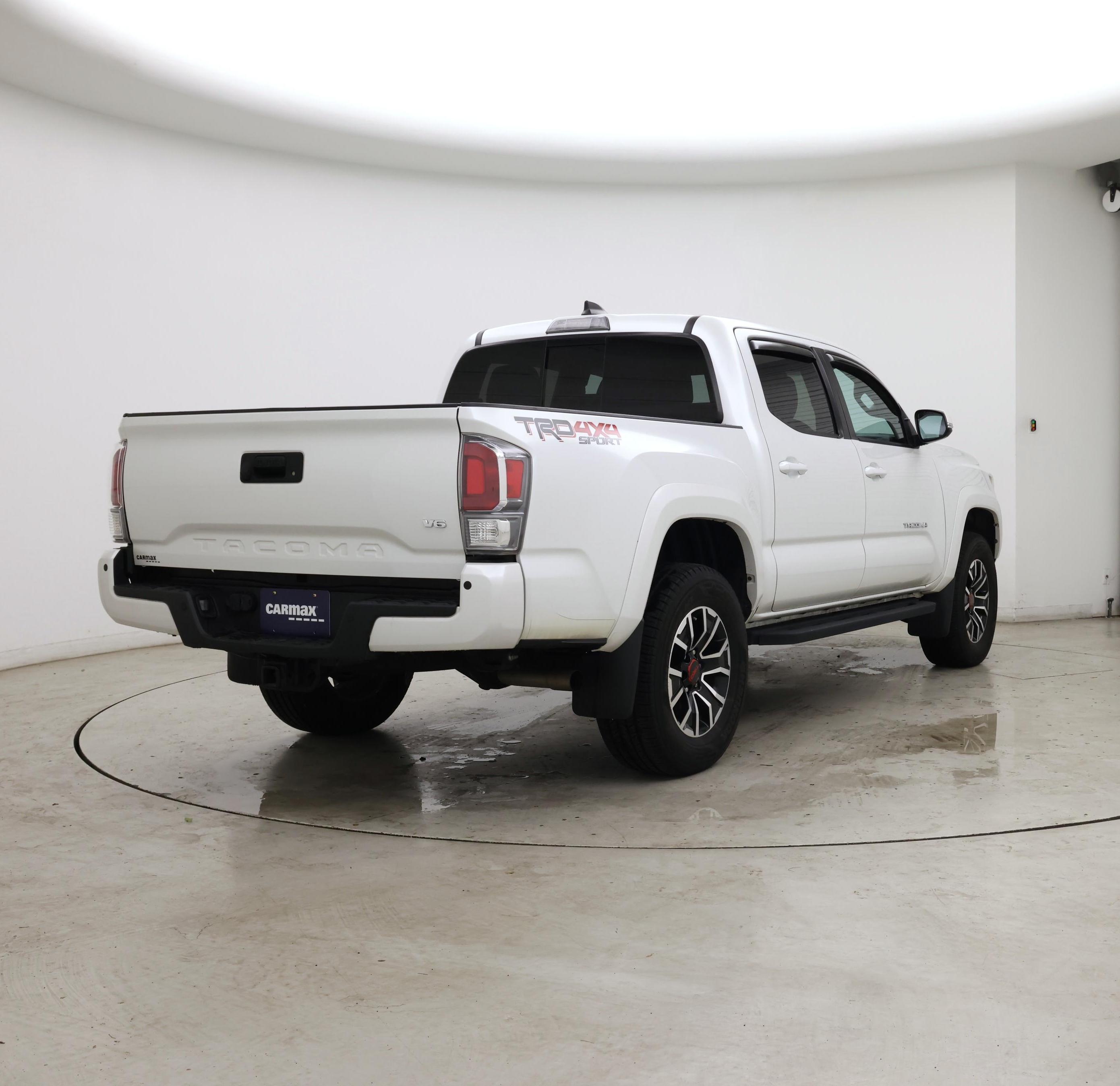 Thumbnail: 2022 Toyota Tacoma - 8