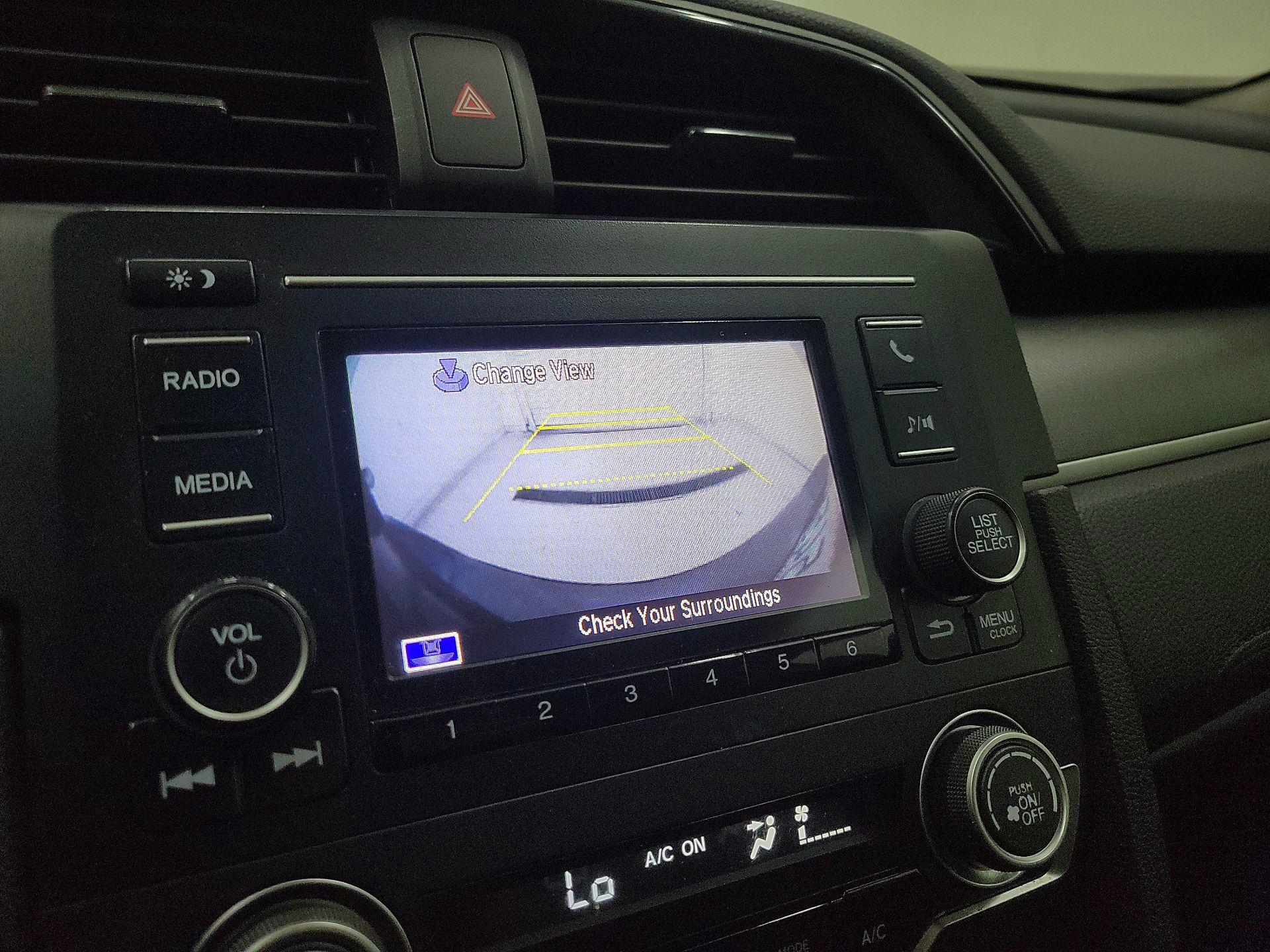 Thumbnail: 2016 Honda Civic - 14