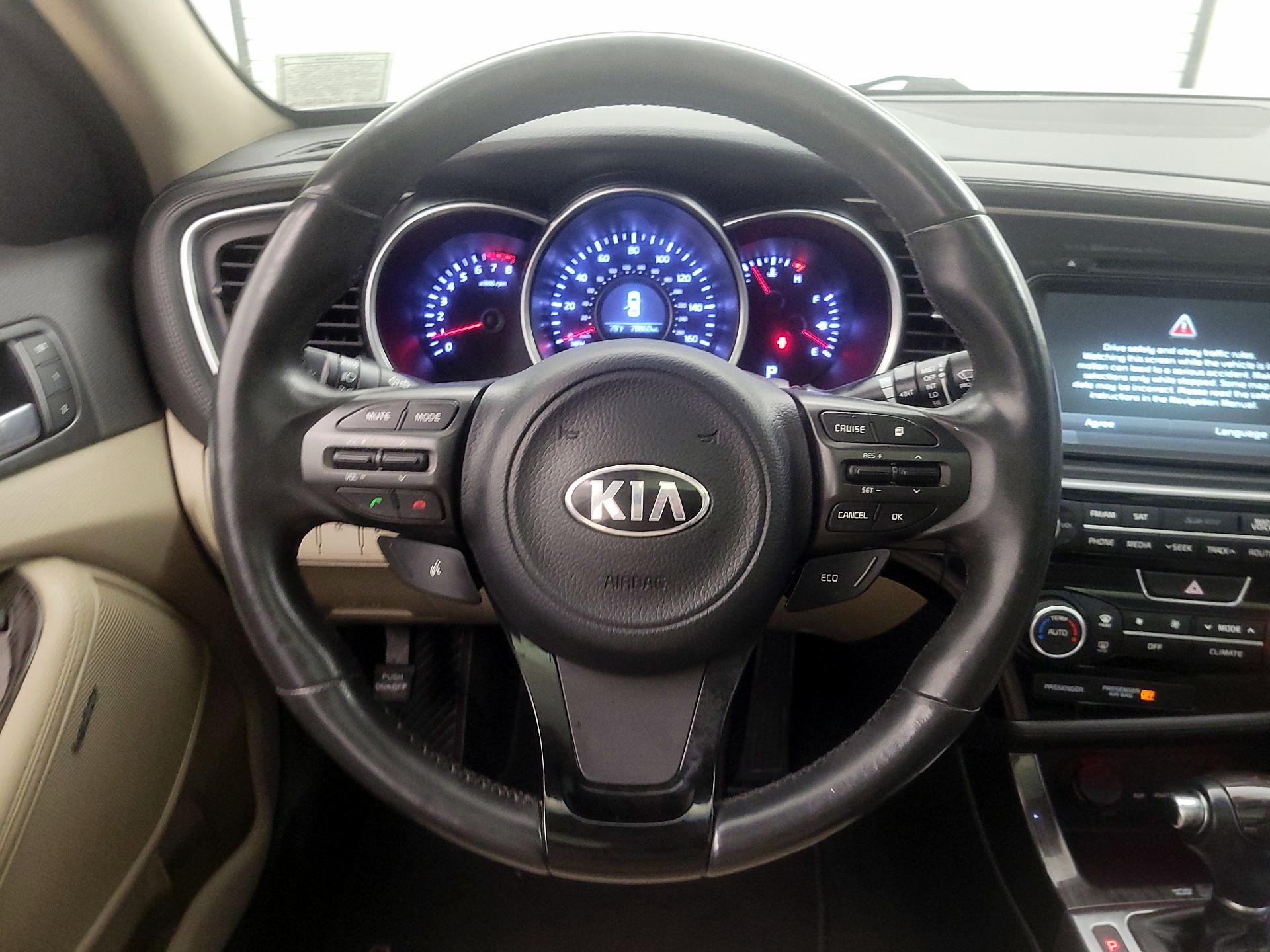 Thumbnail: 2014 Kia Optima - 10