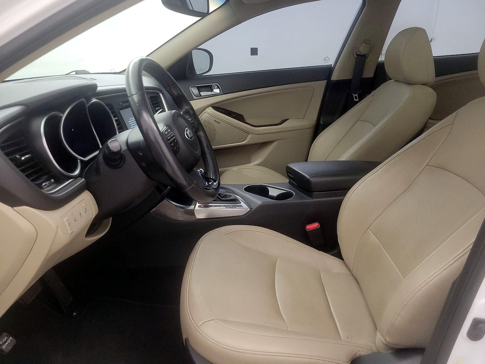 Thumbnail: 2014 Kia Optima - 11