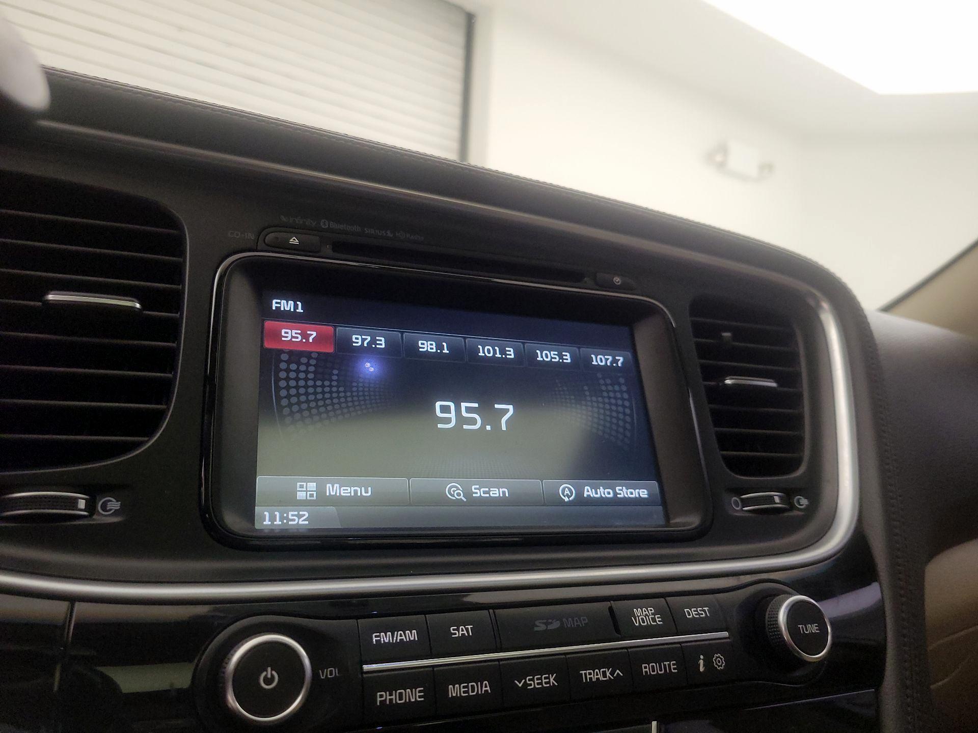 Thumbnail: 2014 Kia Optima - 16