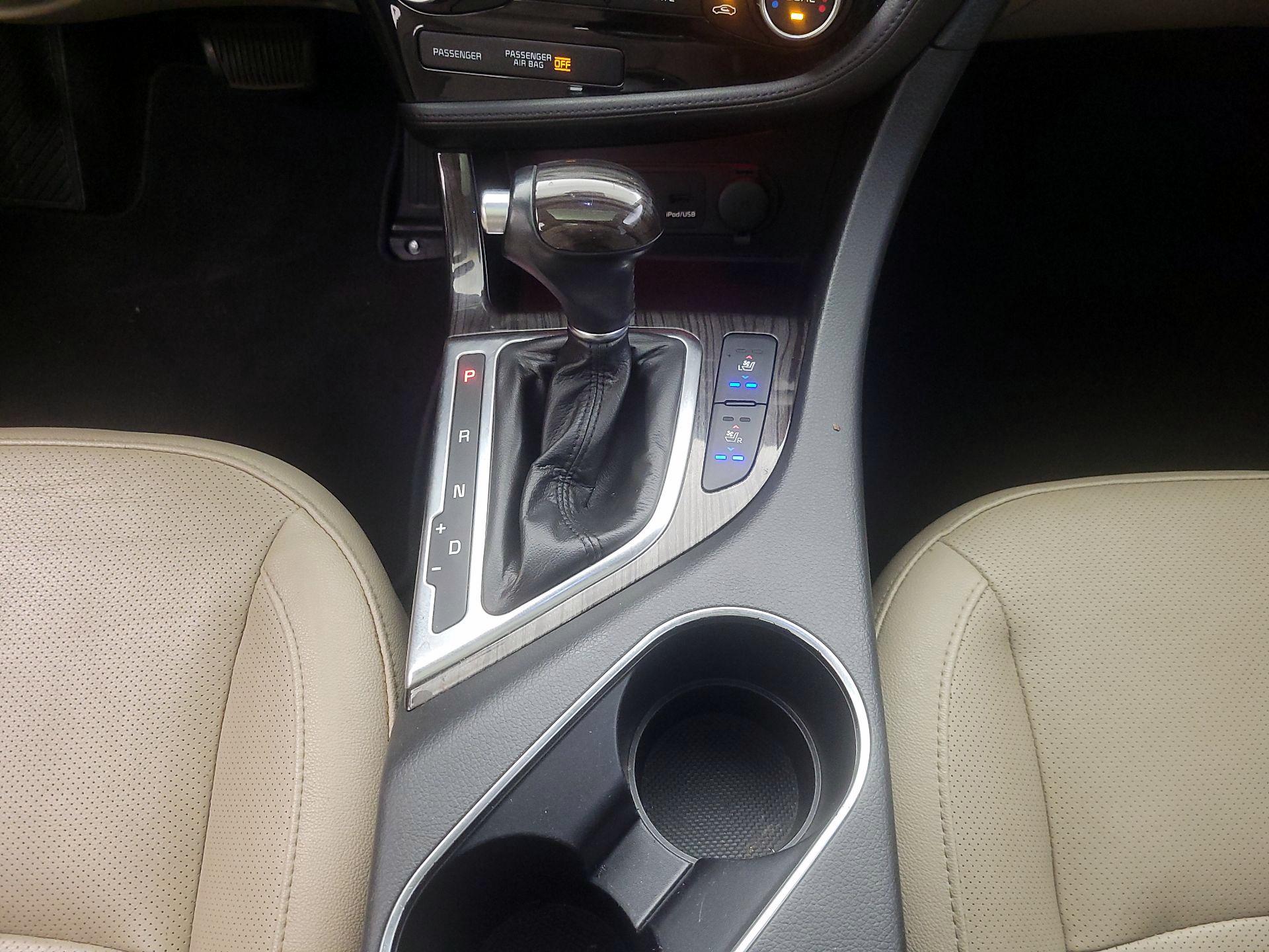 Thumbnail: 2014 Kia Optima - 18
