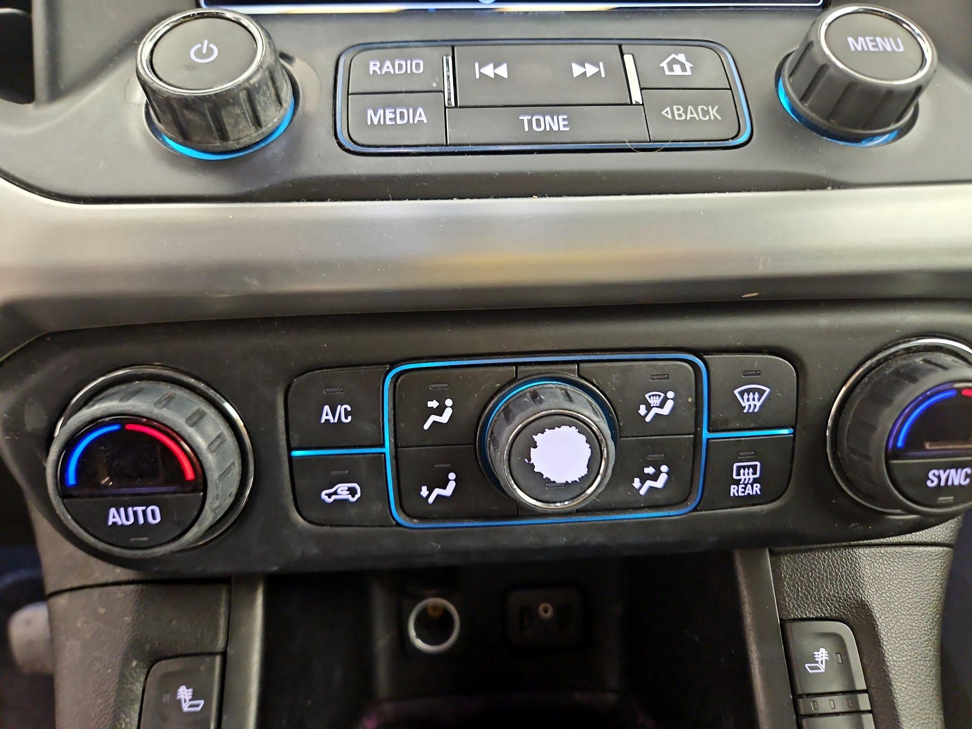 Thumbnail: 2018 GMC Acadia - 15