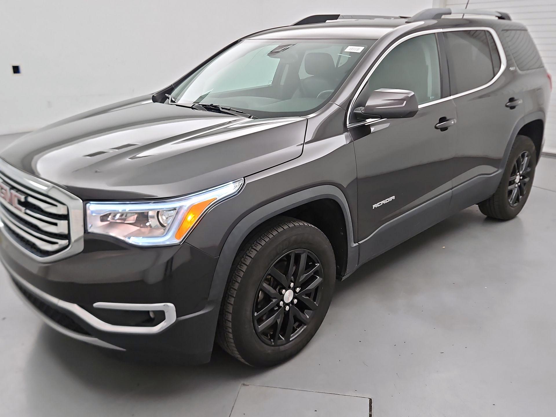 Thumbnail: 2018 GMC Acadia - 3