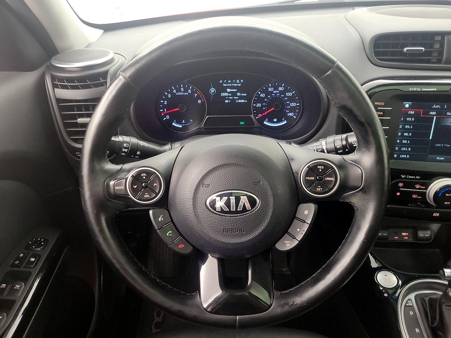 Thumbnail: 2016 Kia Soul - 10