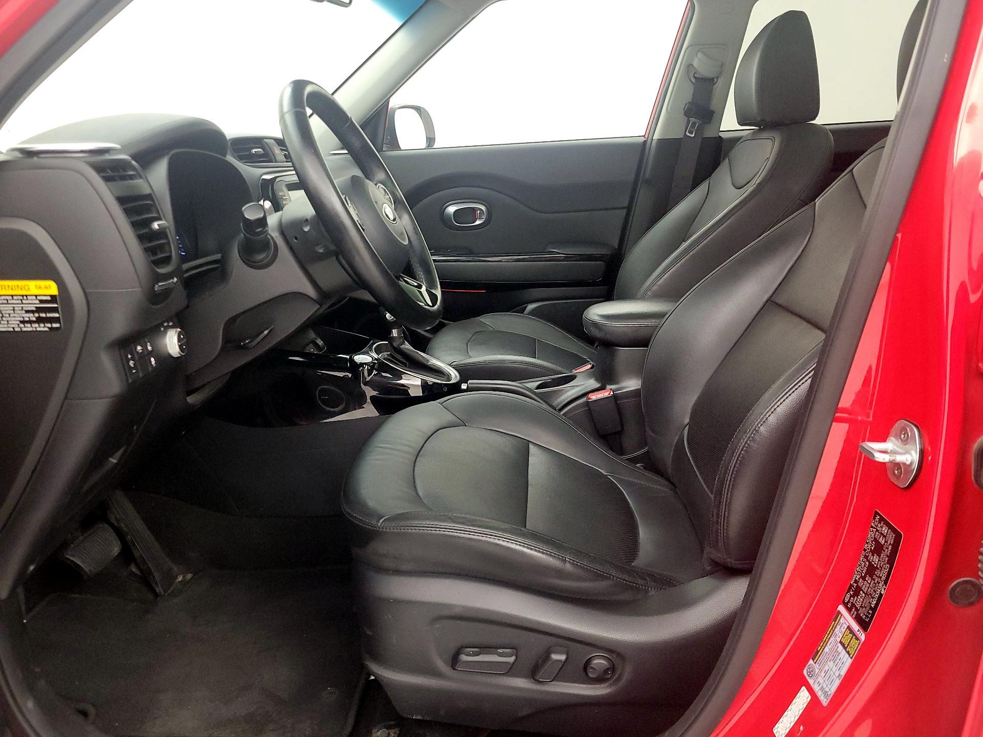 Thumbnail: 2016 Kia Soul - 11