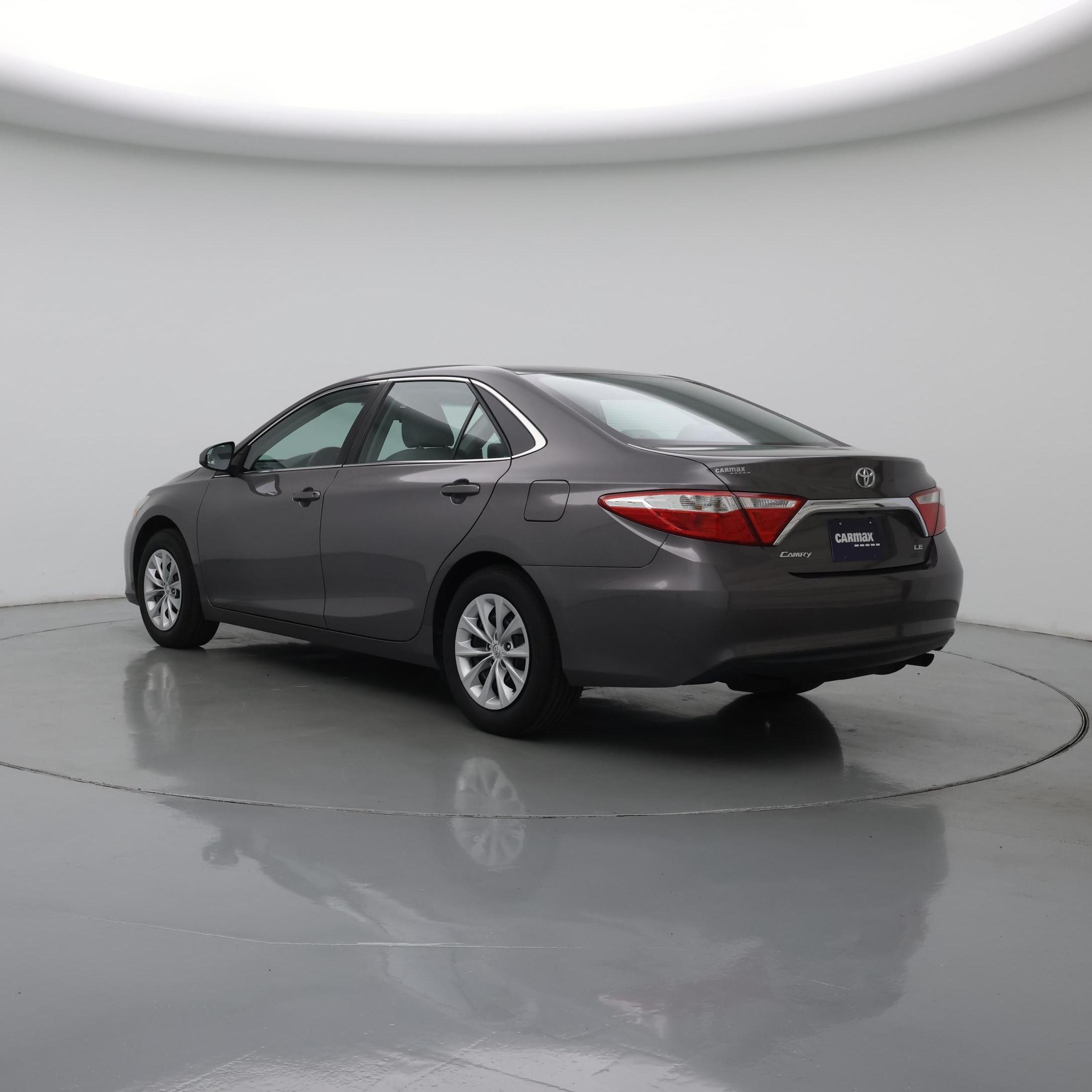 Thumbnail: 2016 Toyota Camry - 2