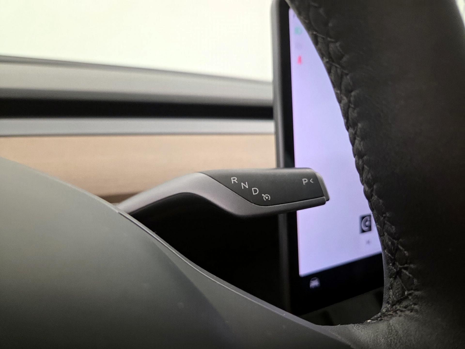Thumbnail: 2023 Tesla Model 3 - 17