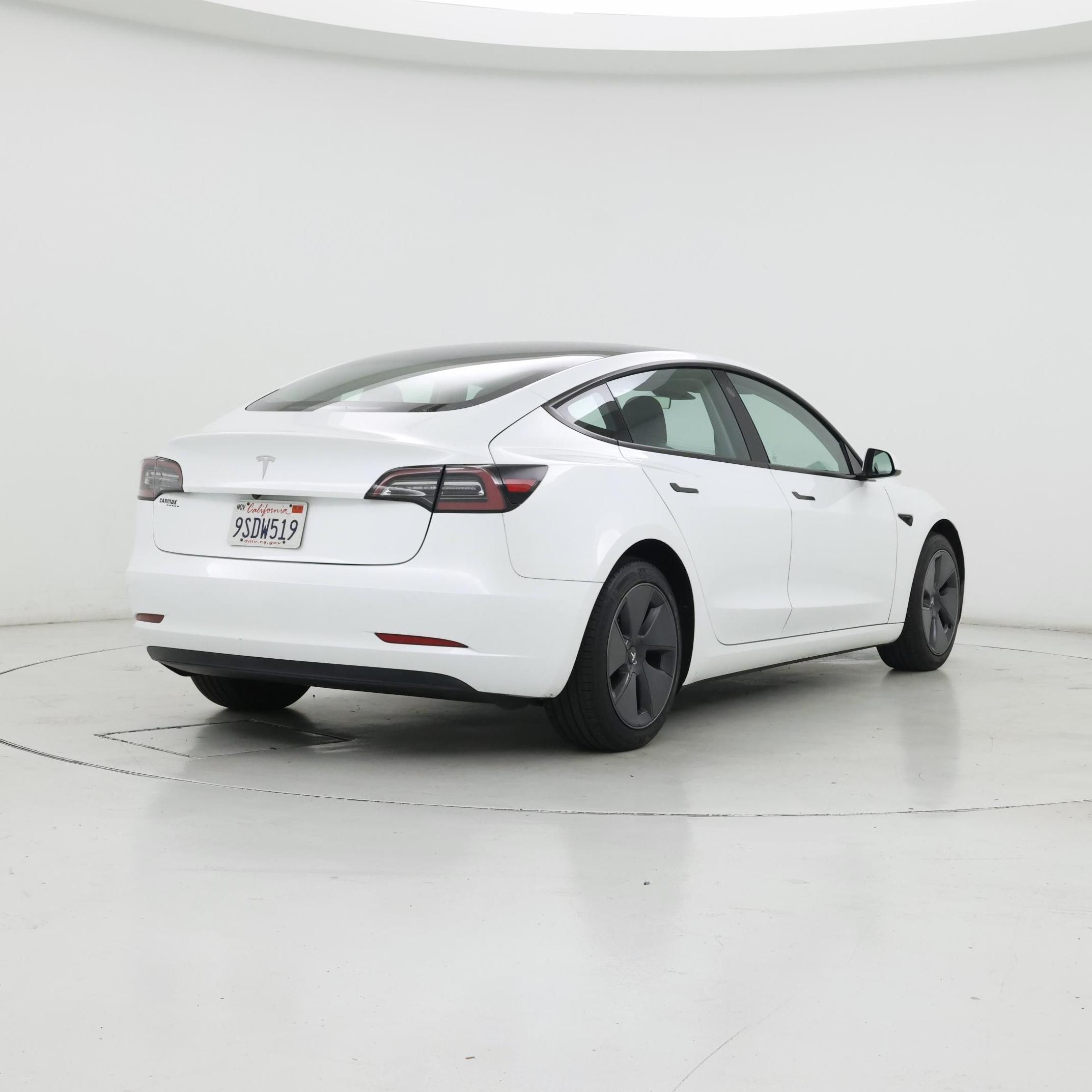 Thumbnail: 2023 Tesla Model 3 - 8