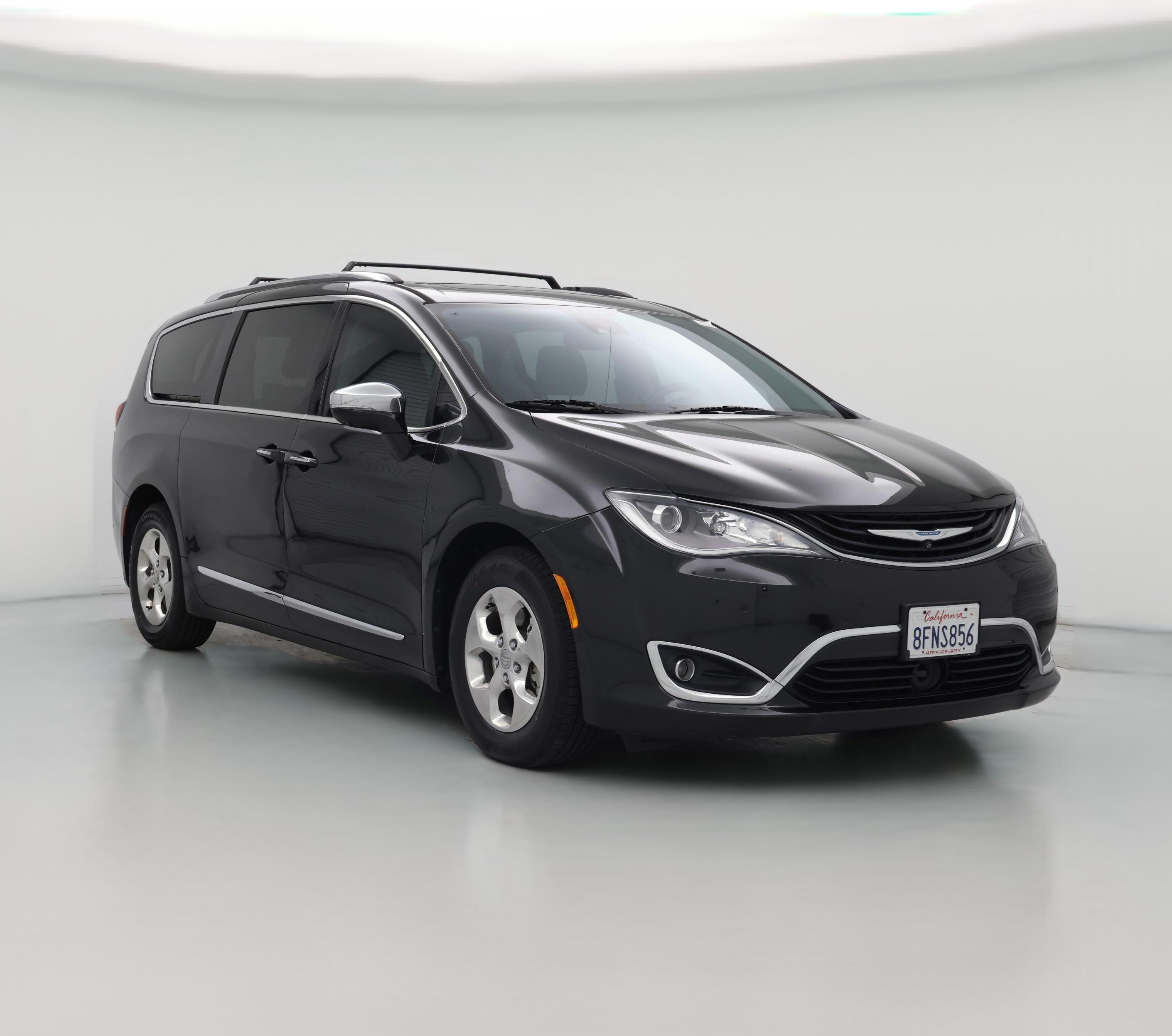 Thumbnail: 2018 Chrysler Pacifica - 1