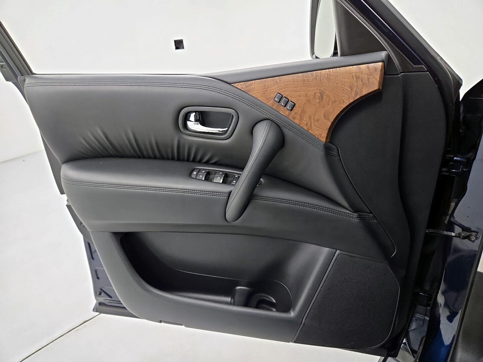 Thumbnail: 2021 Nissan Armada - 12