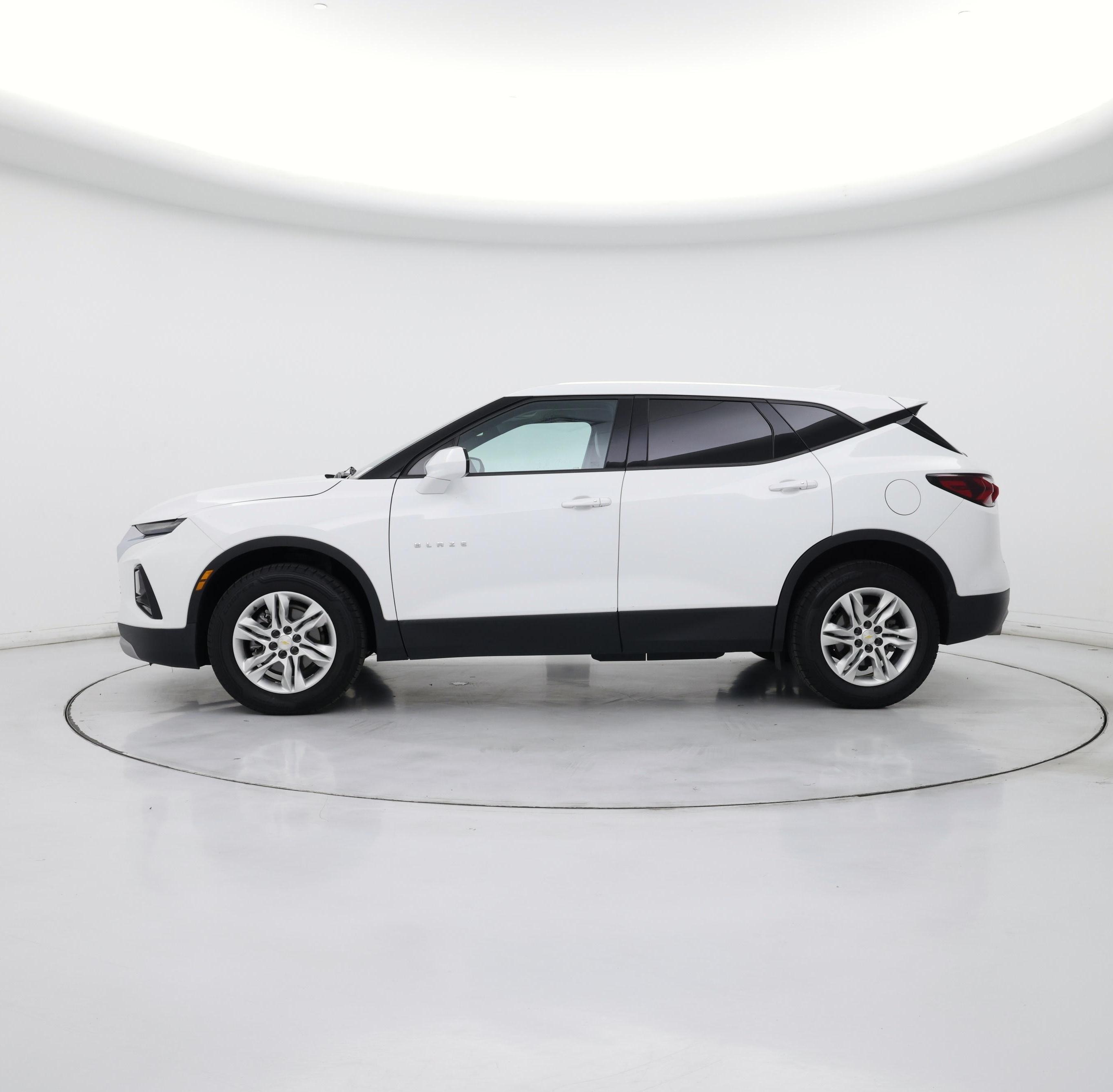Thumbnail: 2022 Chevrolet Blazer - 3