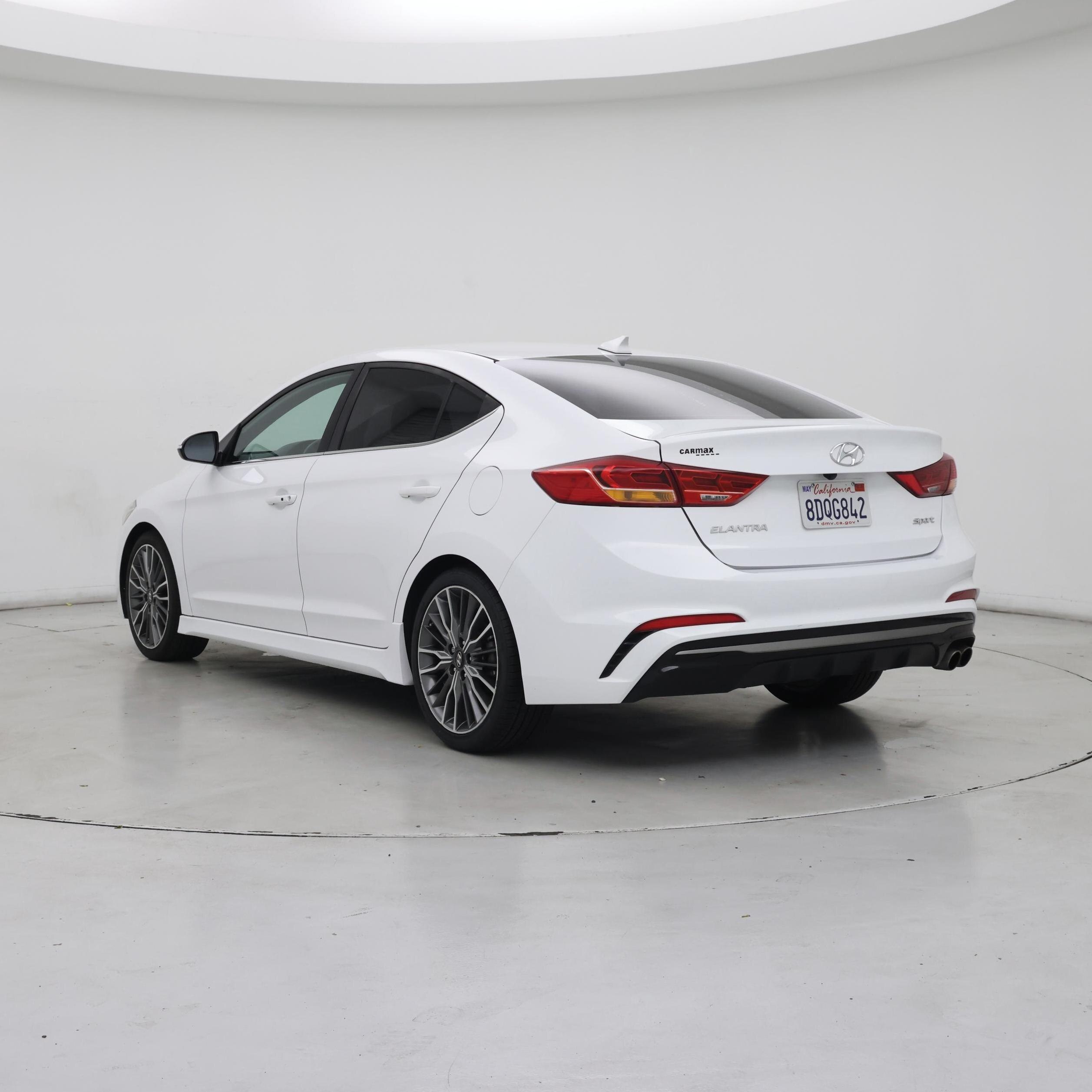 Thumbnail: 2018 Hyundai Elantra - 2