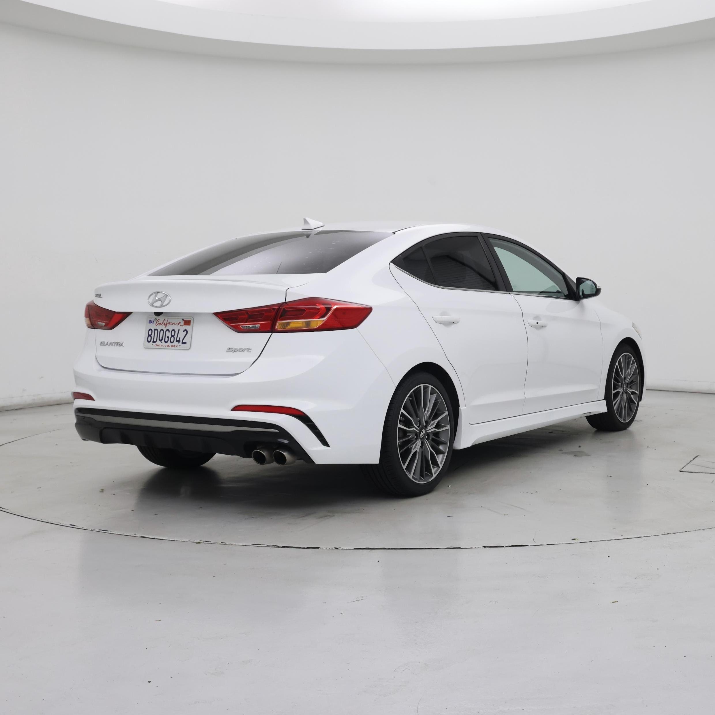 Thumbnail: 2018 Hyundai Elantra - 8