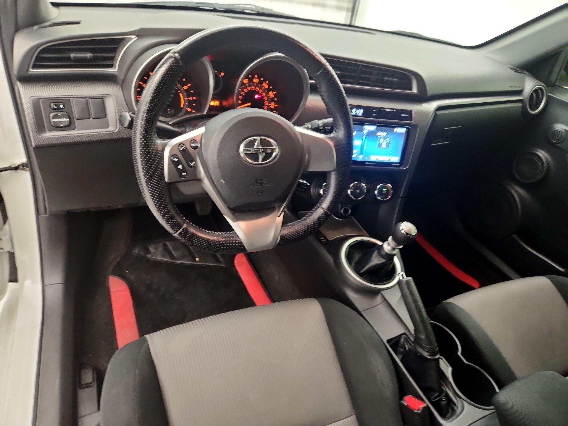 Thumbnail: 2016 Scion tC - 9
