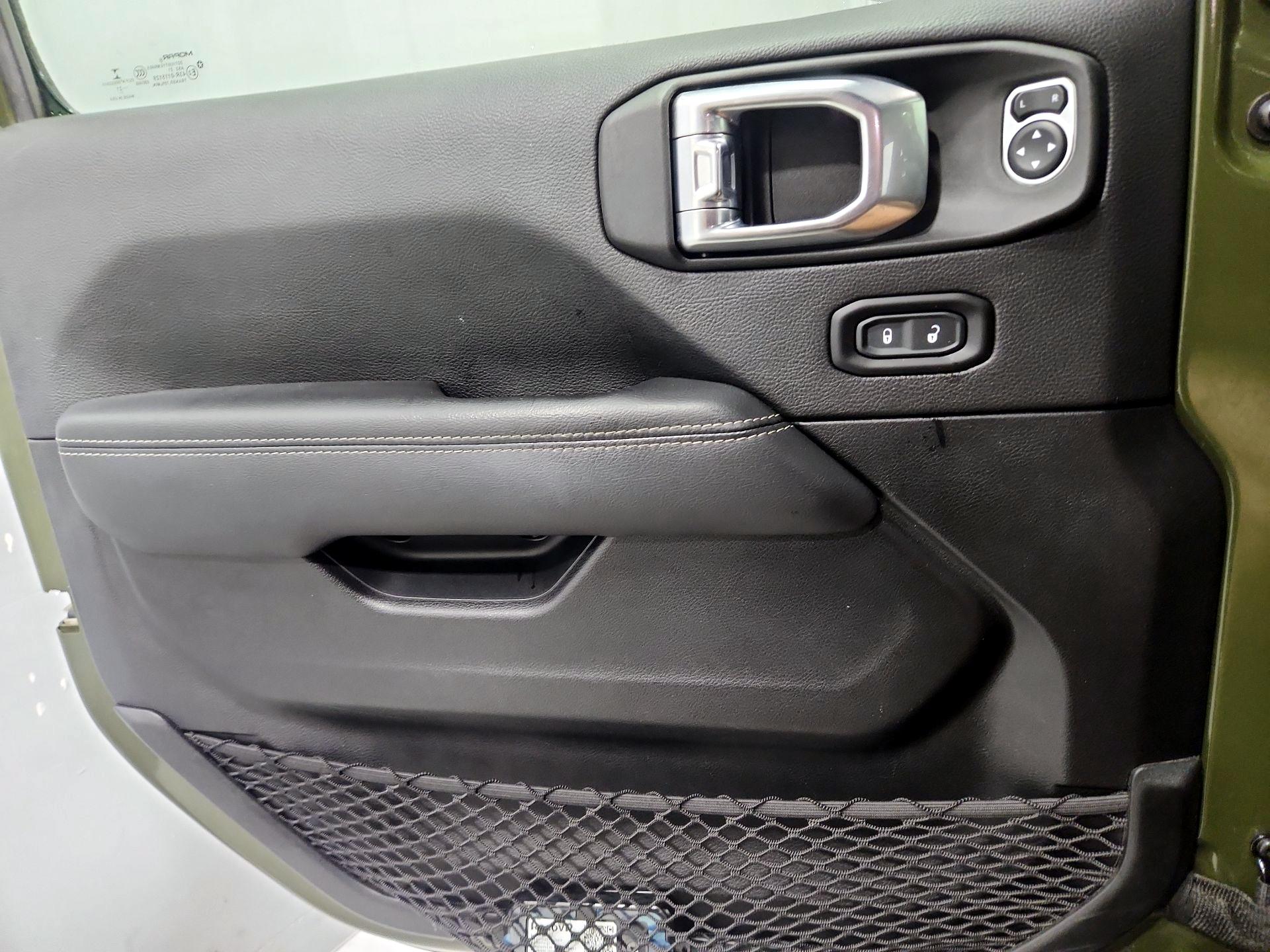 Thumbnail: 2021 Jeep Wrangler - 12