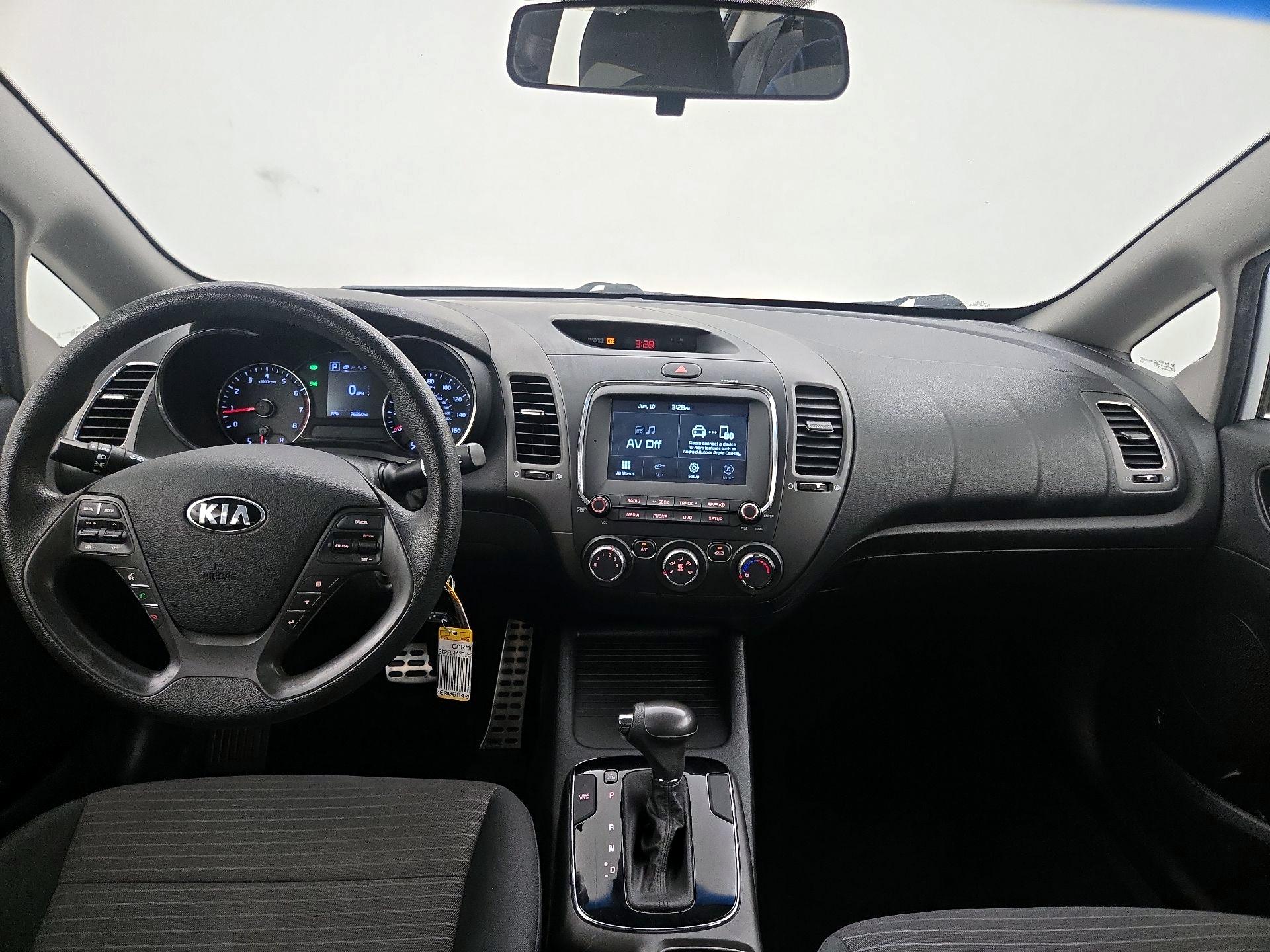 Thumbnail: 2018 Kia Forte - 9