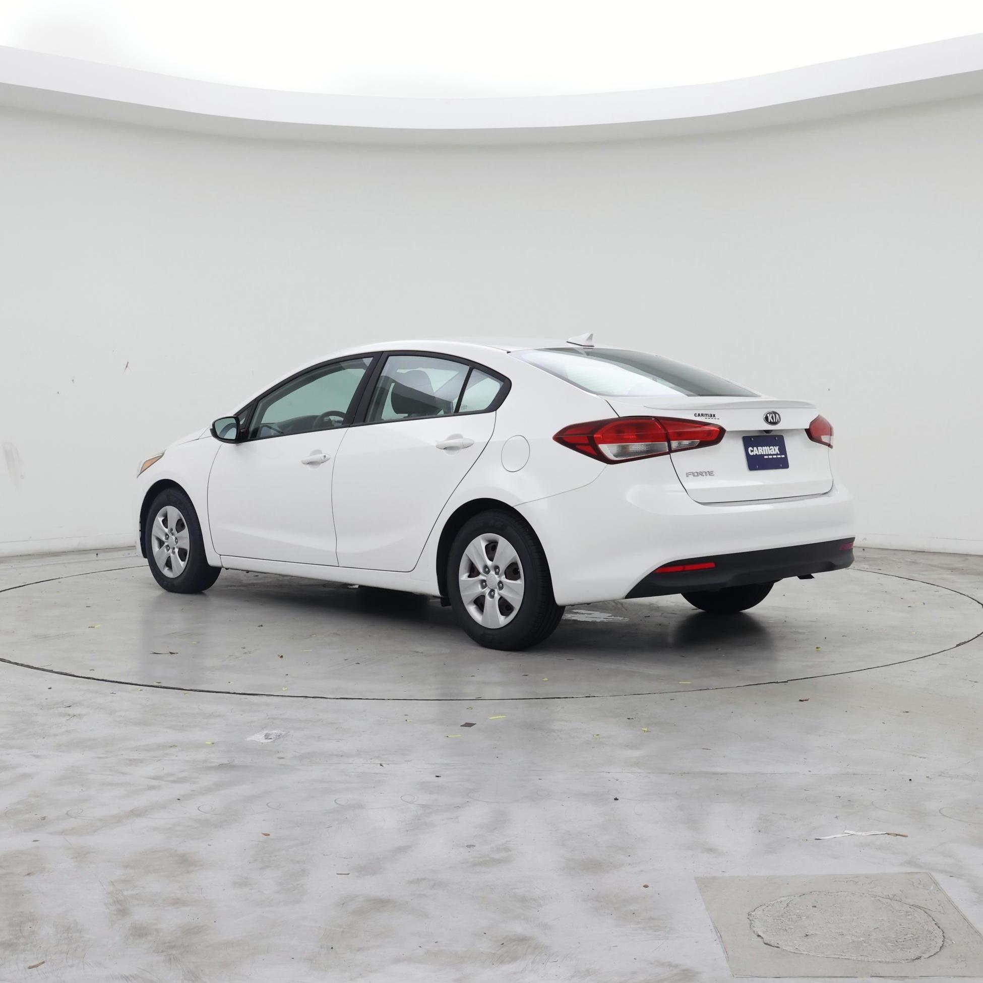 Thumbnail: 2018 Kia Forte - 2