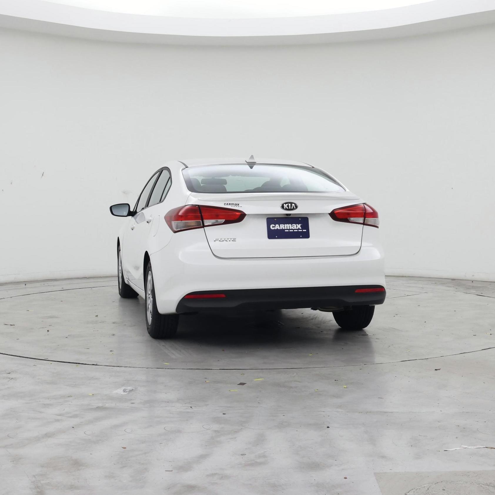Thumbnail: 2018 Kia Forte - 6