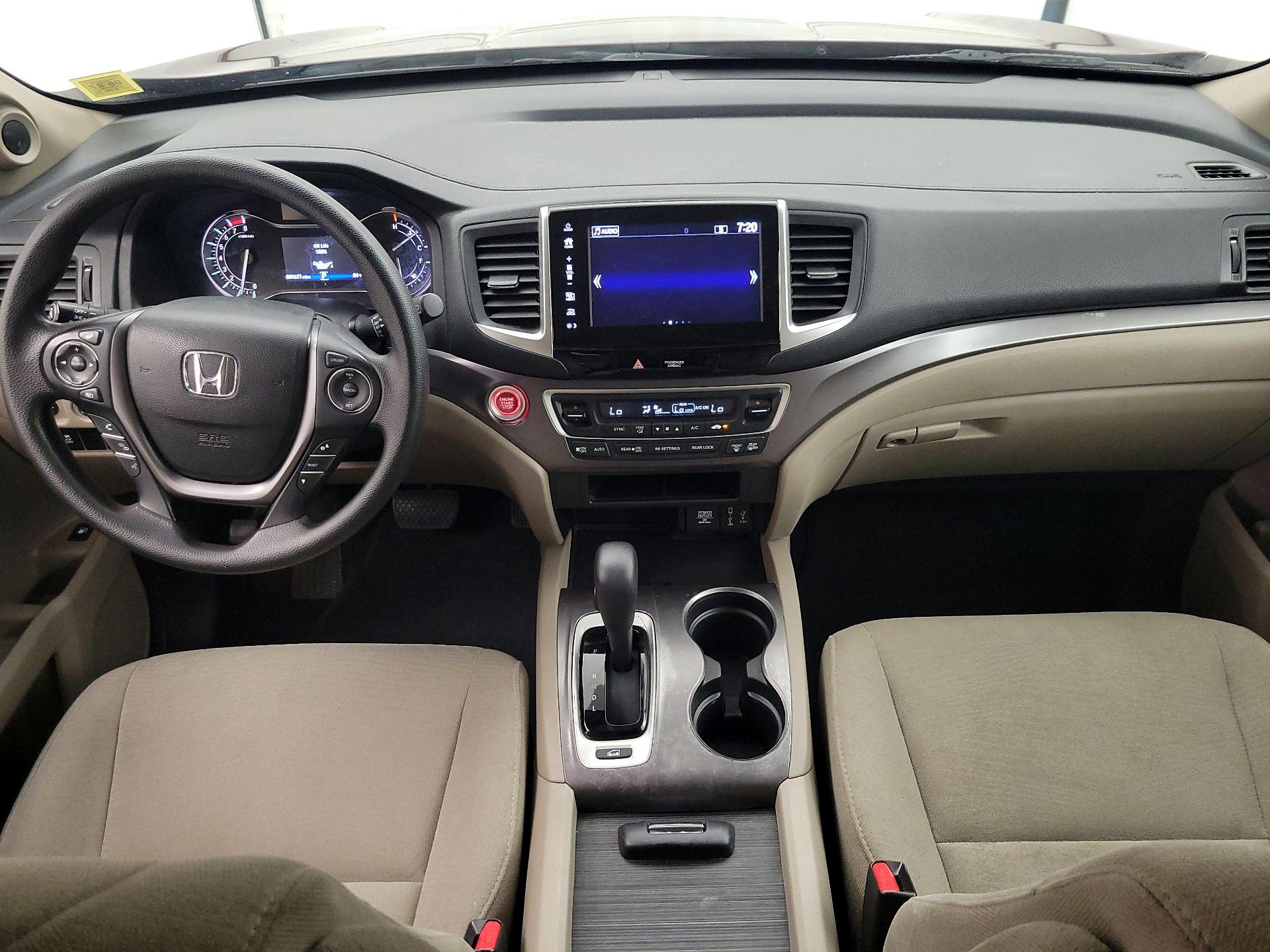 Thumbnail: 2018 Honda Pilot - 9