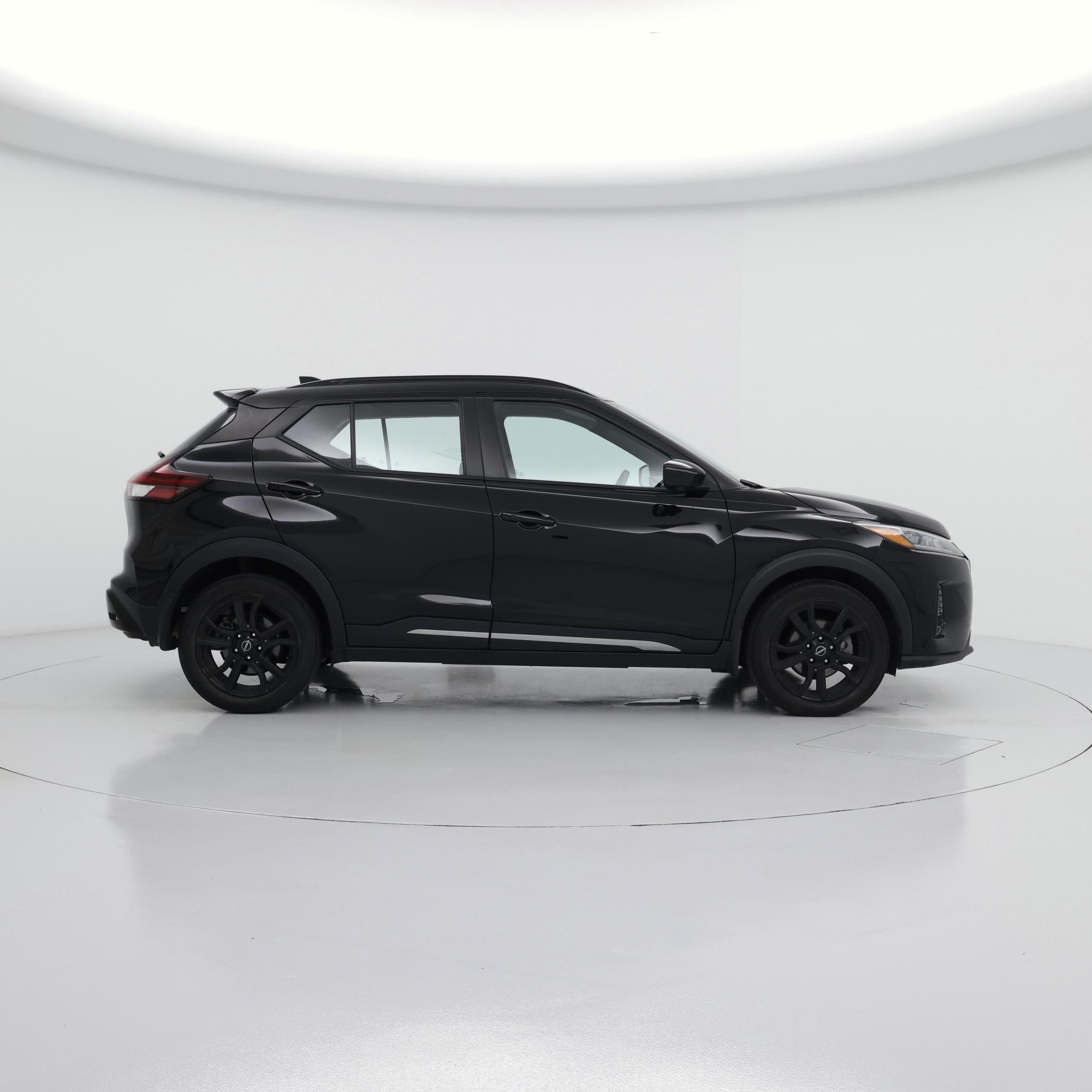 Thumbnail: 2024 Nissan Kicks - 7