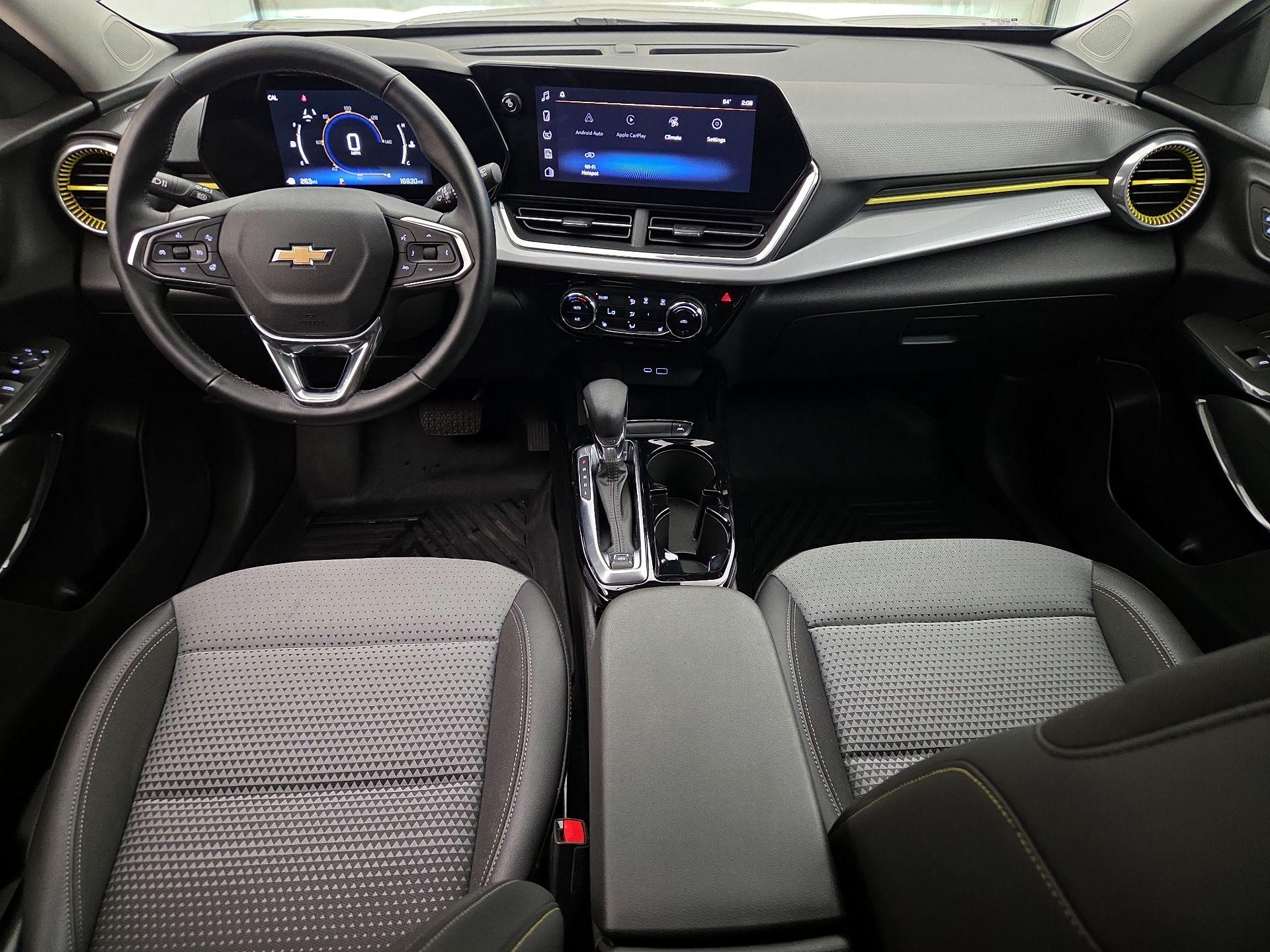 Thumbnail: 2024 Chevrolet Trax - 9