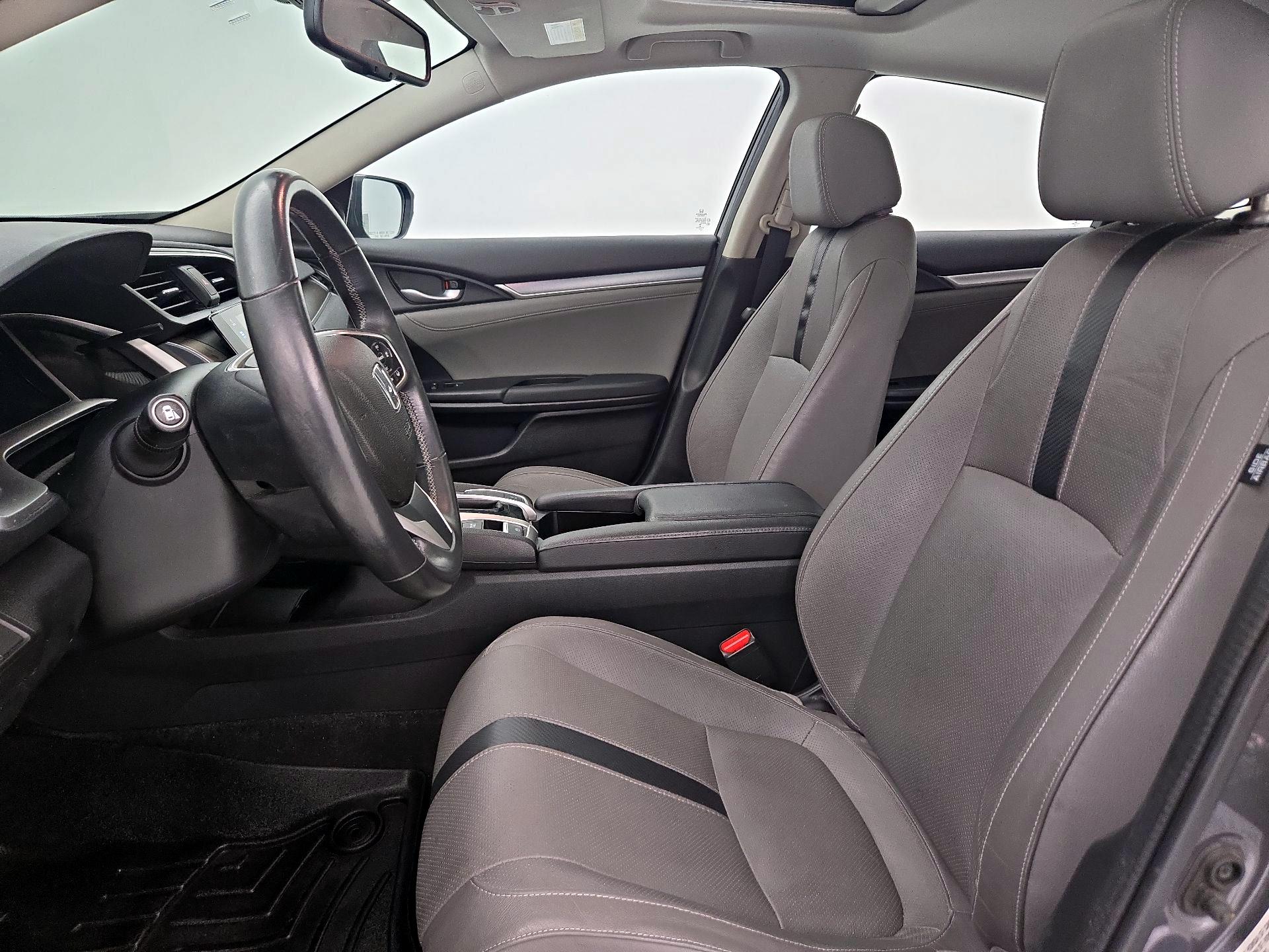 Thumbnail: 2016 Honda Civic - 11