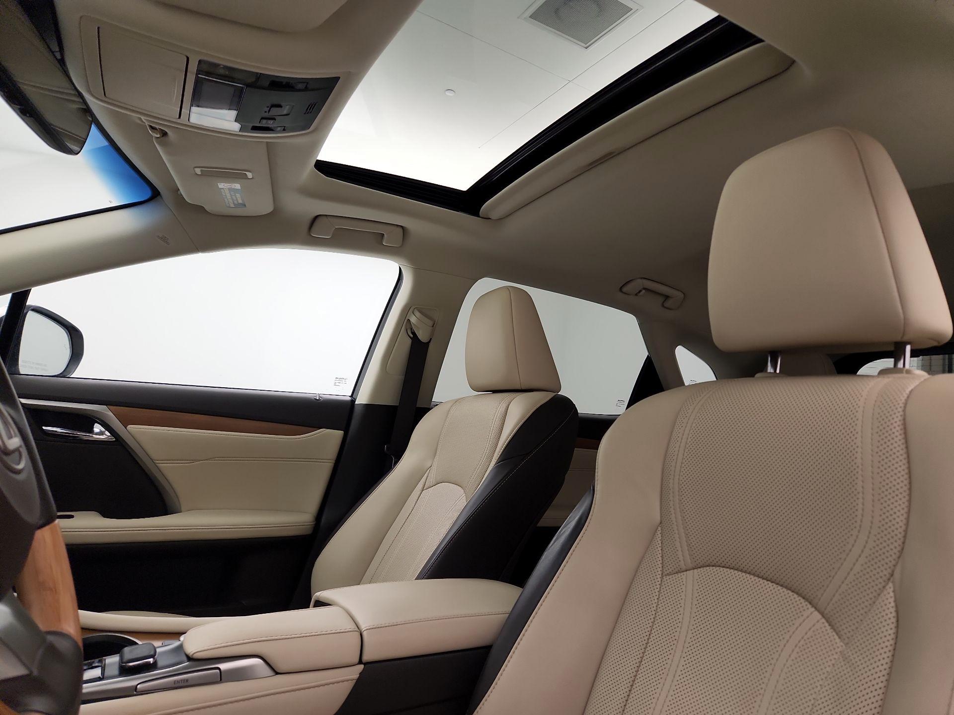 Thumbnail: 2019 Lexus RX - 20