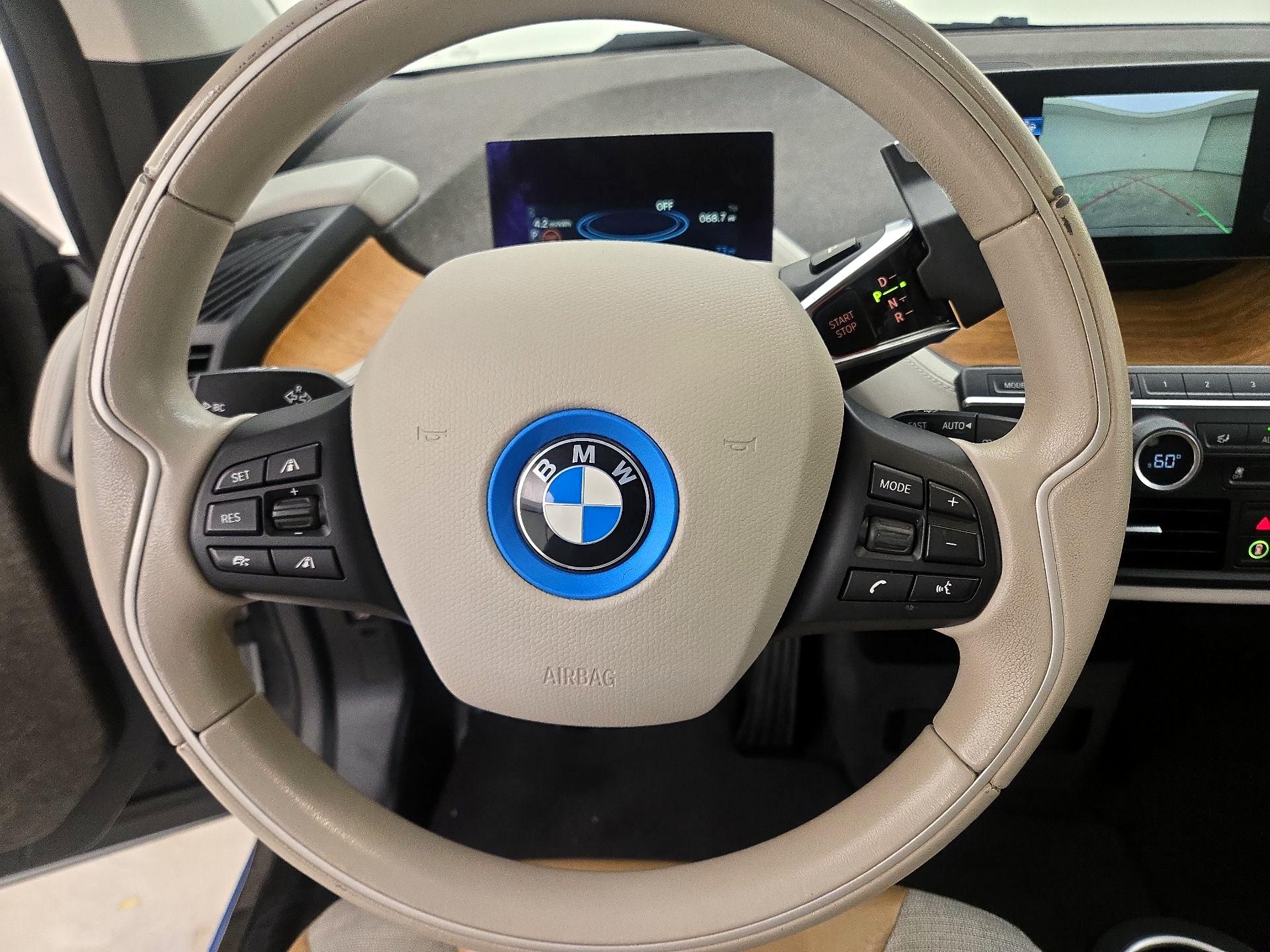 Thumbnail: 2017 BMW i3 - 10