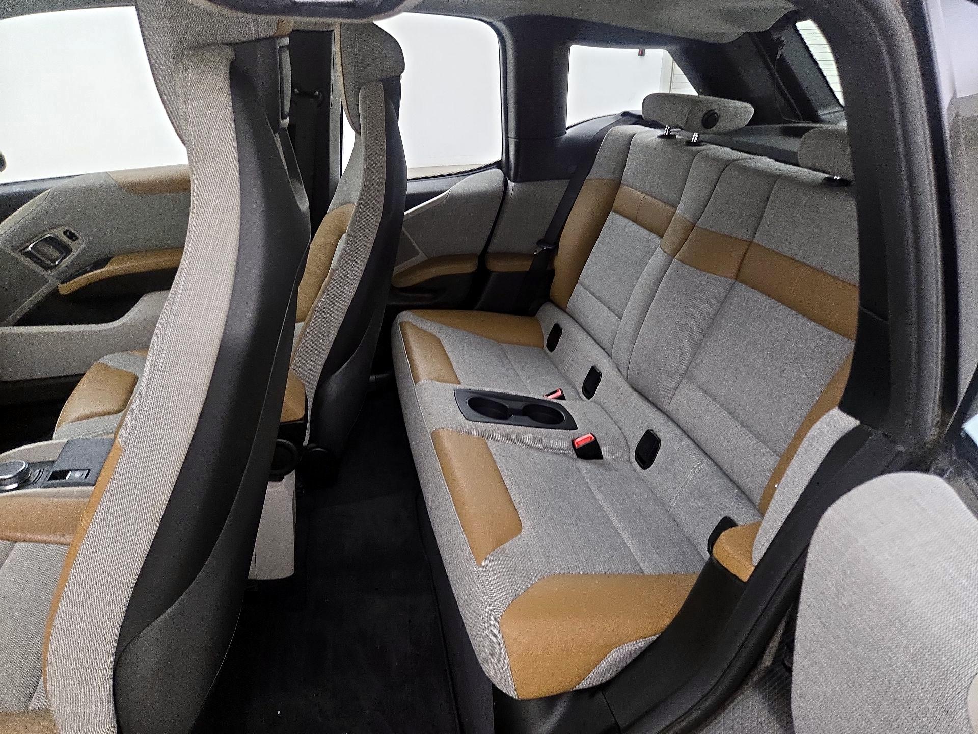 Thumbnail: 2017 BMW i3 - 18