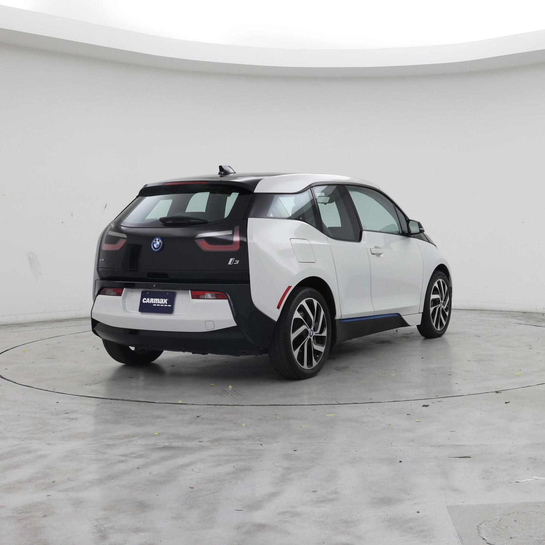 Thumbnail: 2017 BMW i3 - 8
