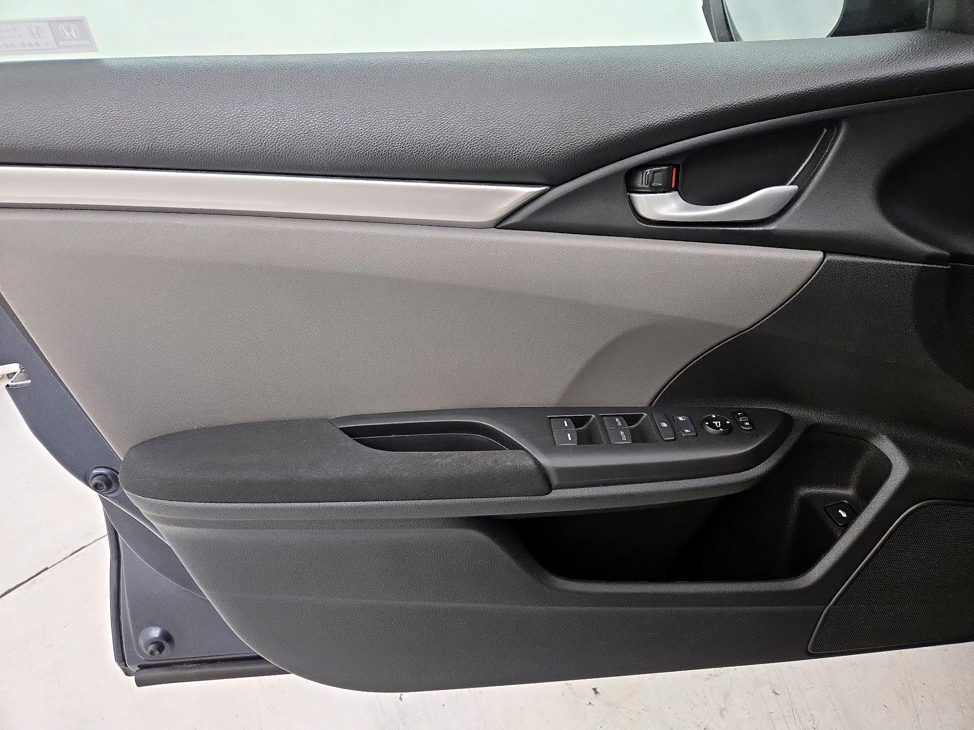 Thumbnail: 2020 Honda Civic - 12