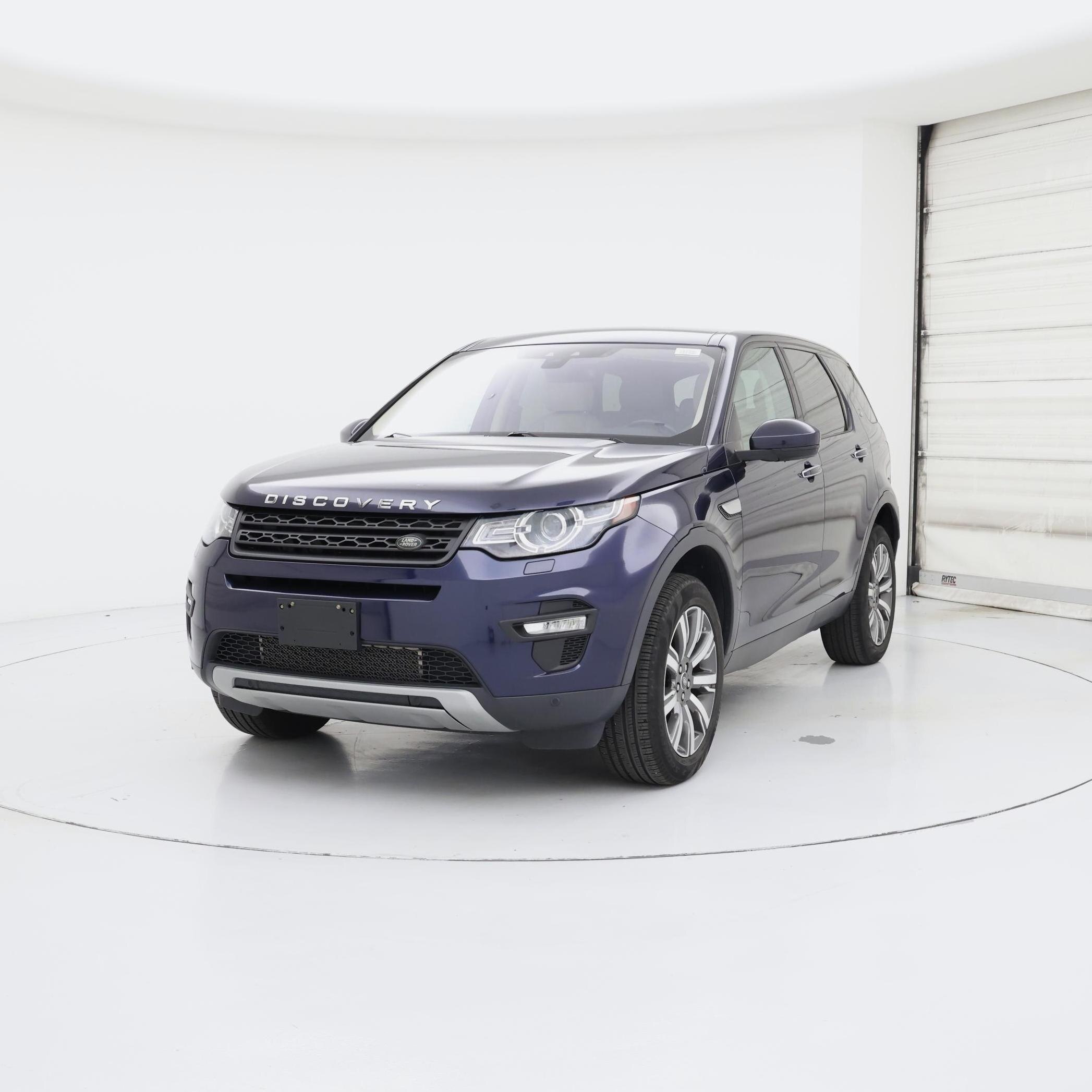 Thumbnail: 2017 Land Rover Discovery Sport - 4