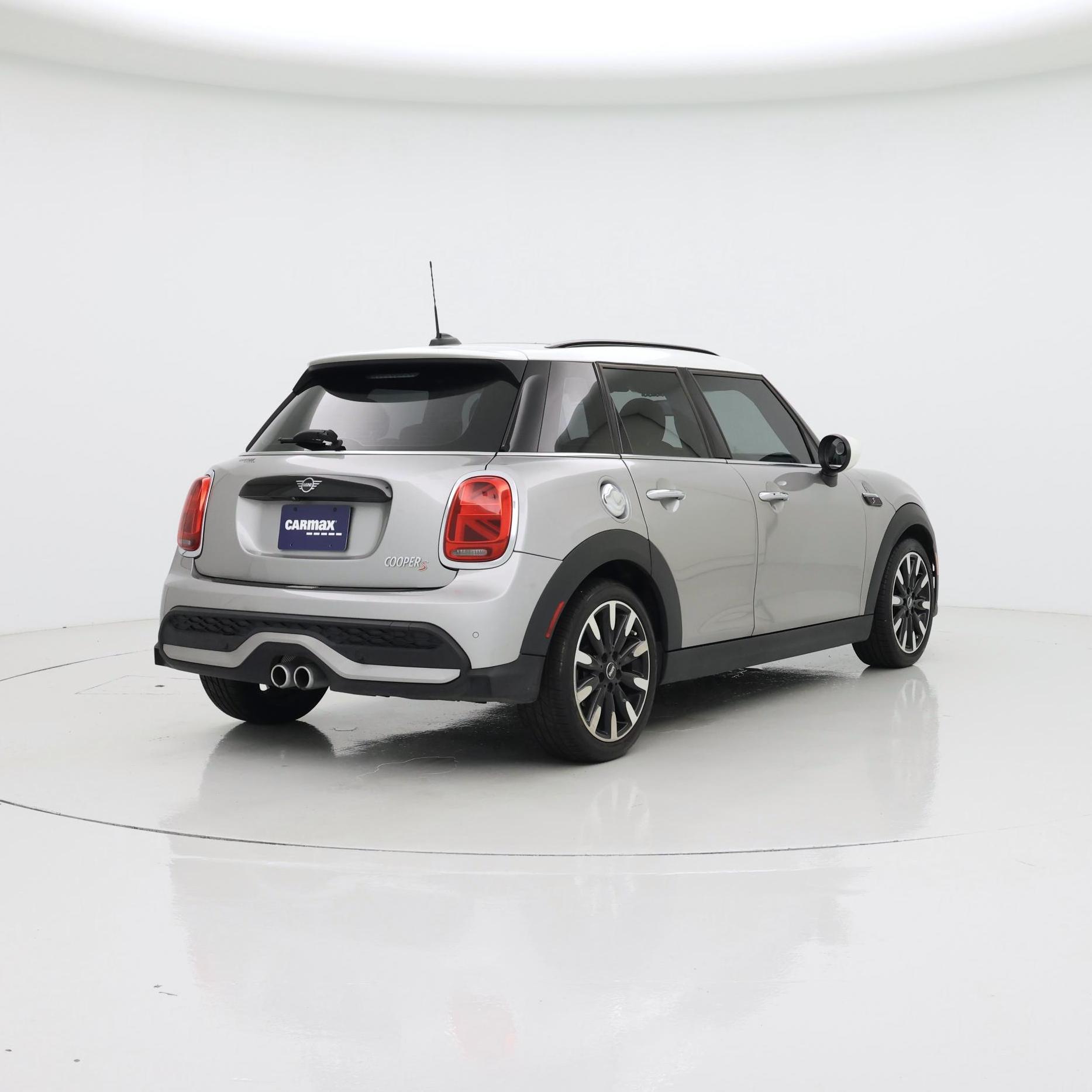 Thumbnail: 2024 MINI Cooper Hardtop - 8