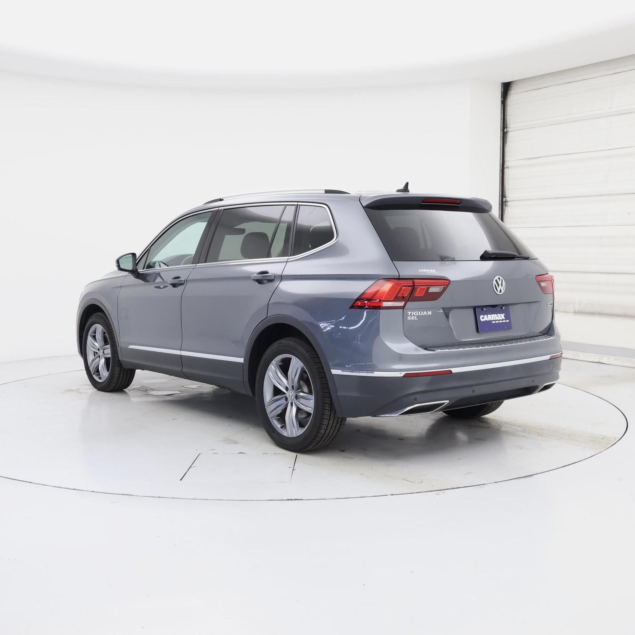 Thumbnail: 2019 Volkswagen Tiguan - 2