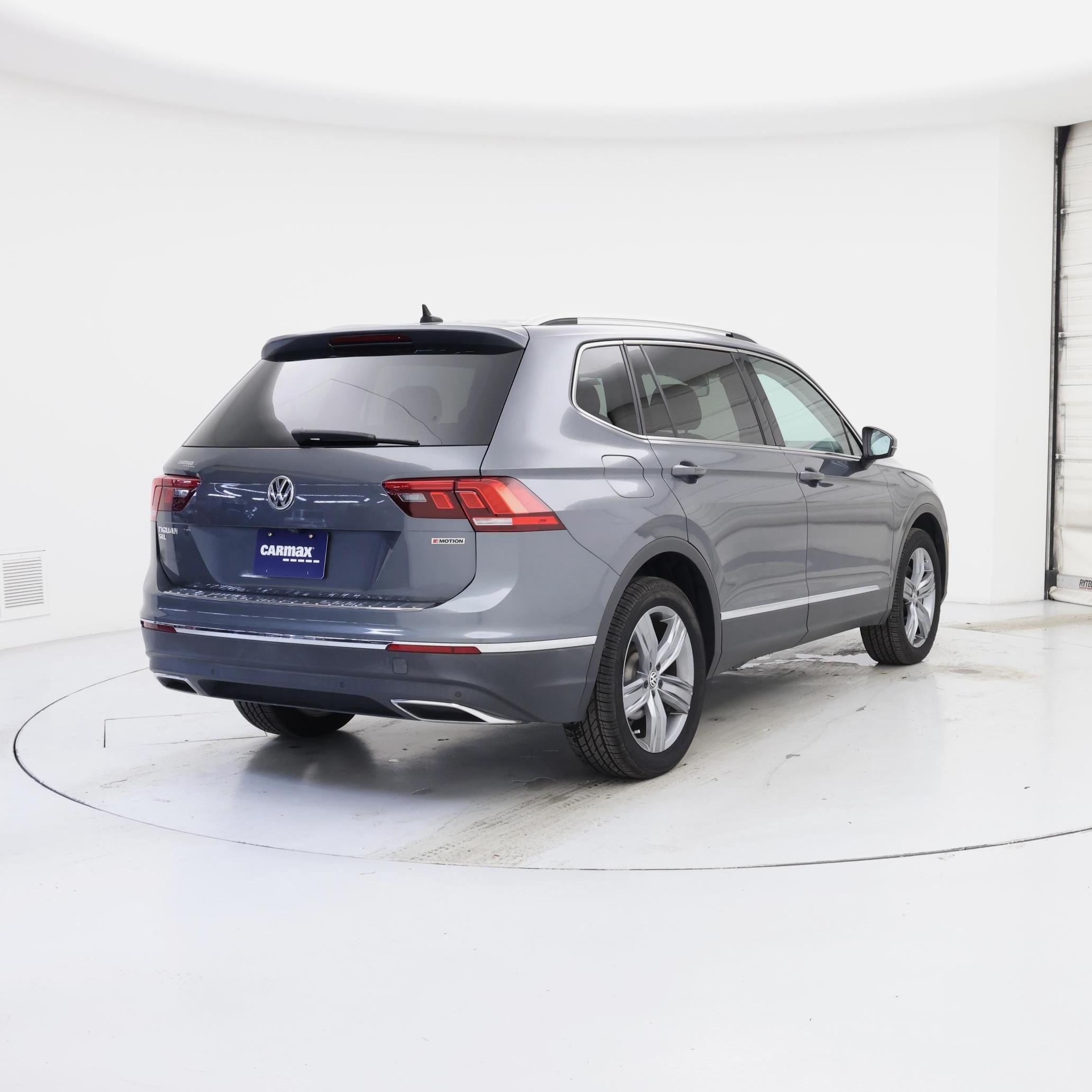 Thumbnail: 2019 Volkswagen Tiguan - 8