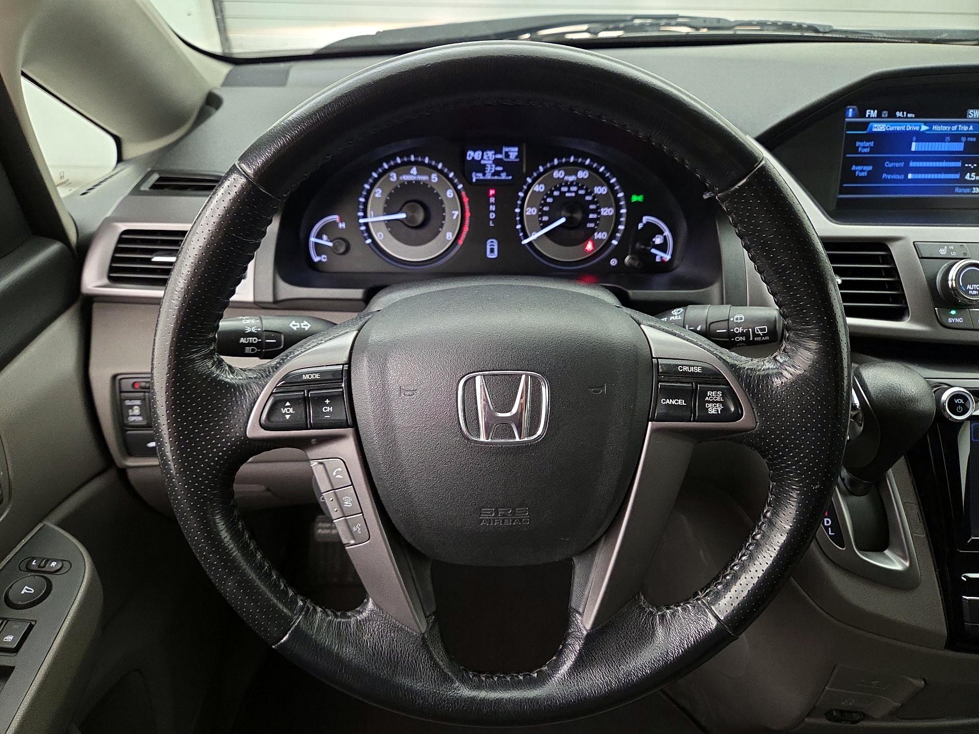 Thumbnail: 2015 Honda Odyssey - 10