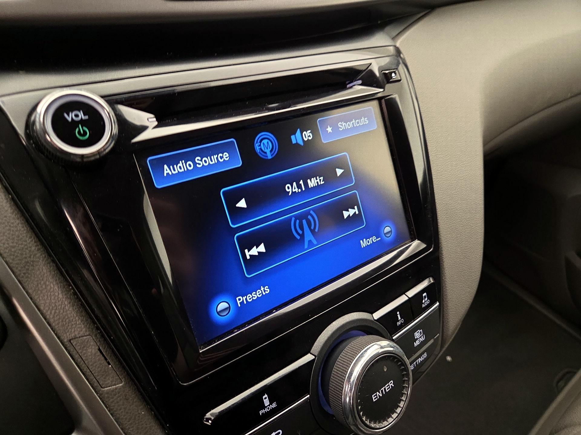 Thumbnail: 2015 Honda Odyssey - 15